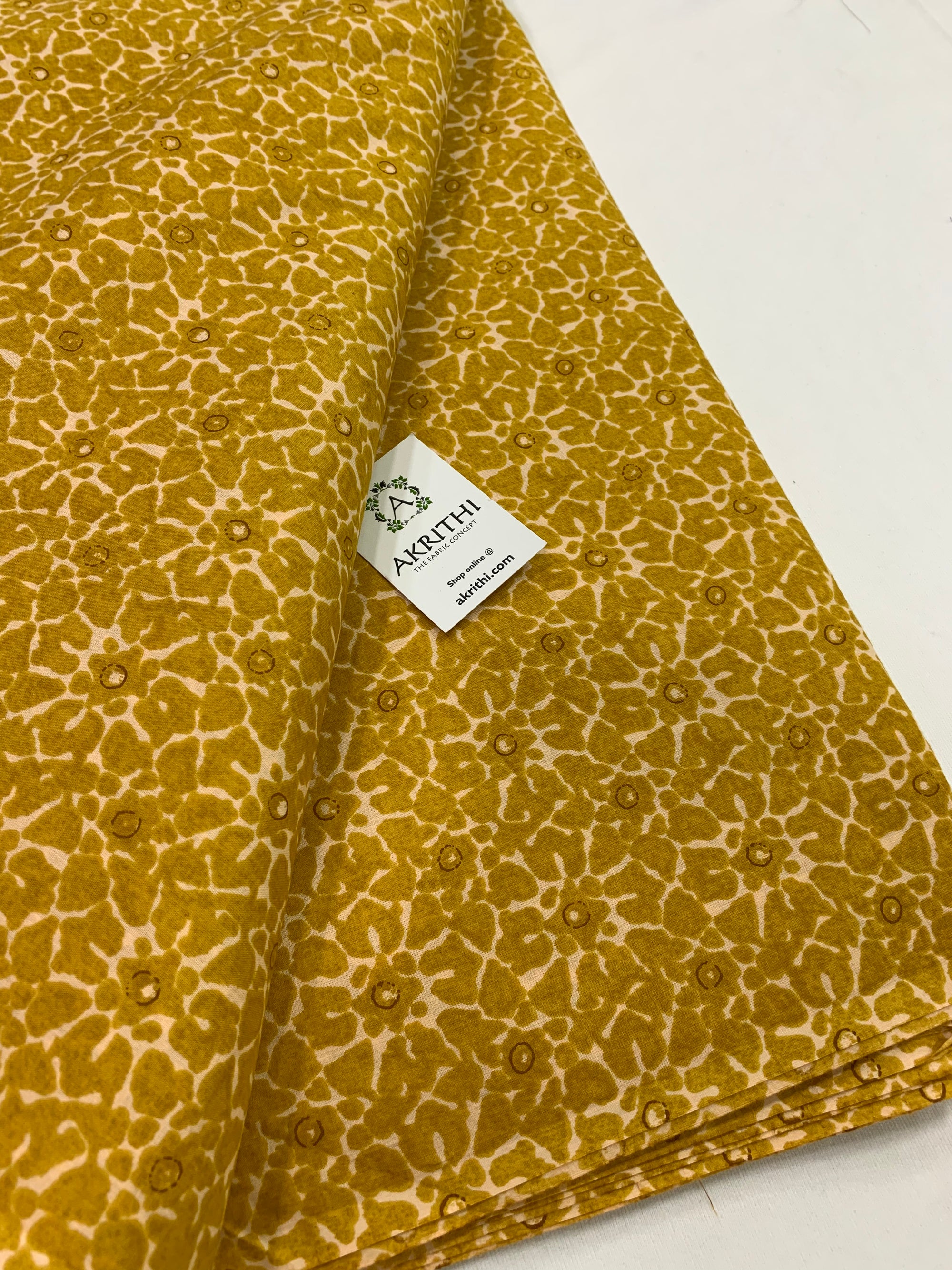 Printed pure cotton fabric
