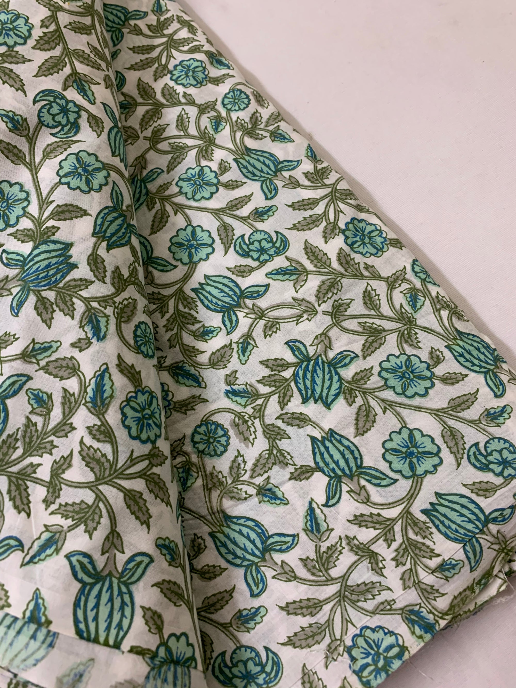 Printed pure cotton fabric