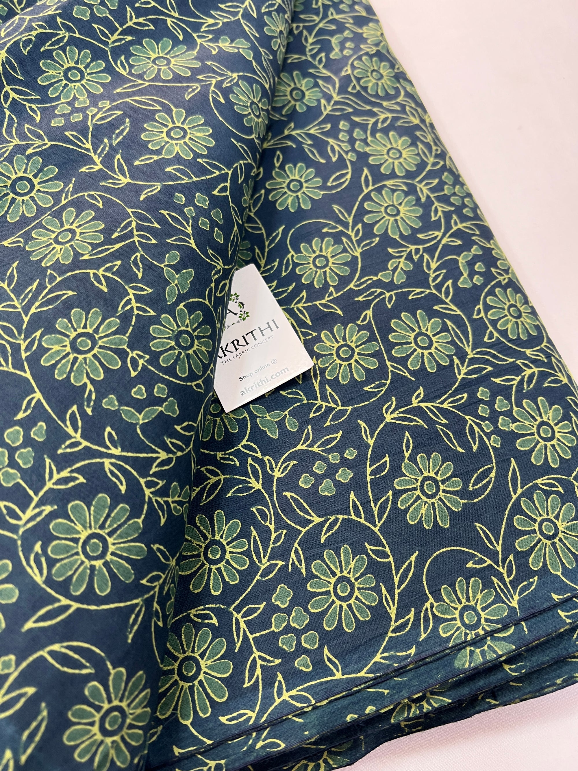 Printed pure cotton fabric