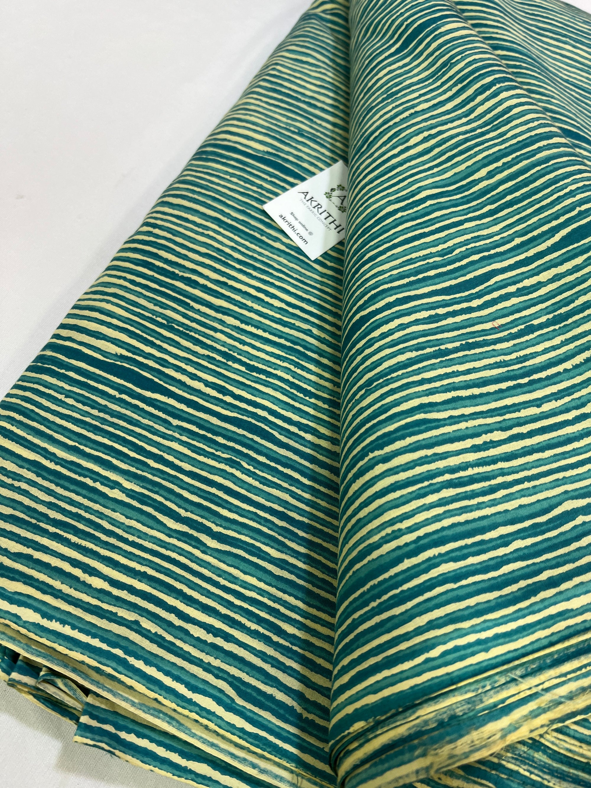 Printed pure cotton fabric