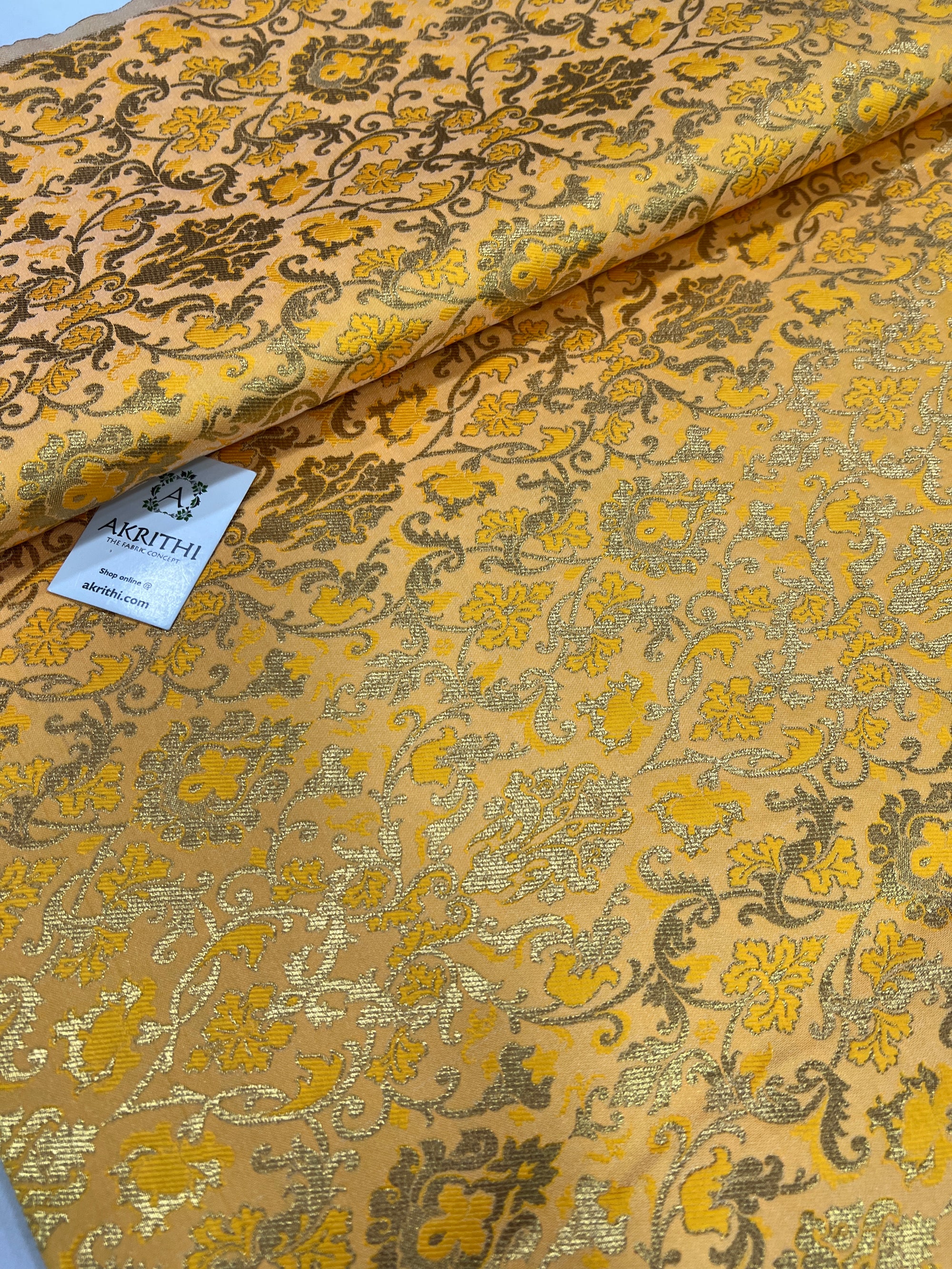 Handloom Banarasi brocade fabric