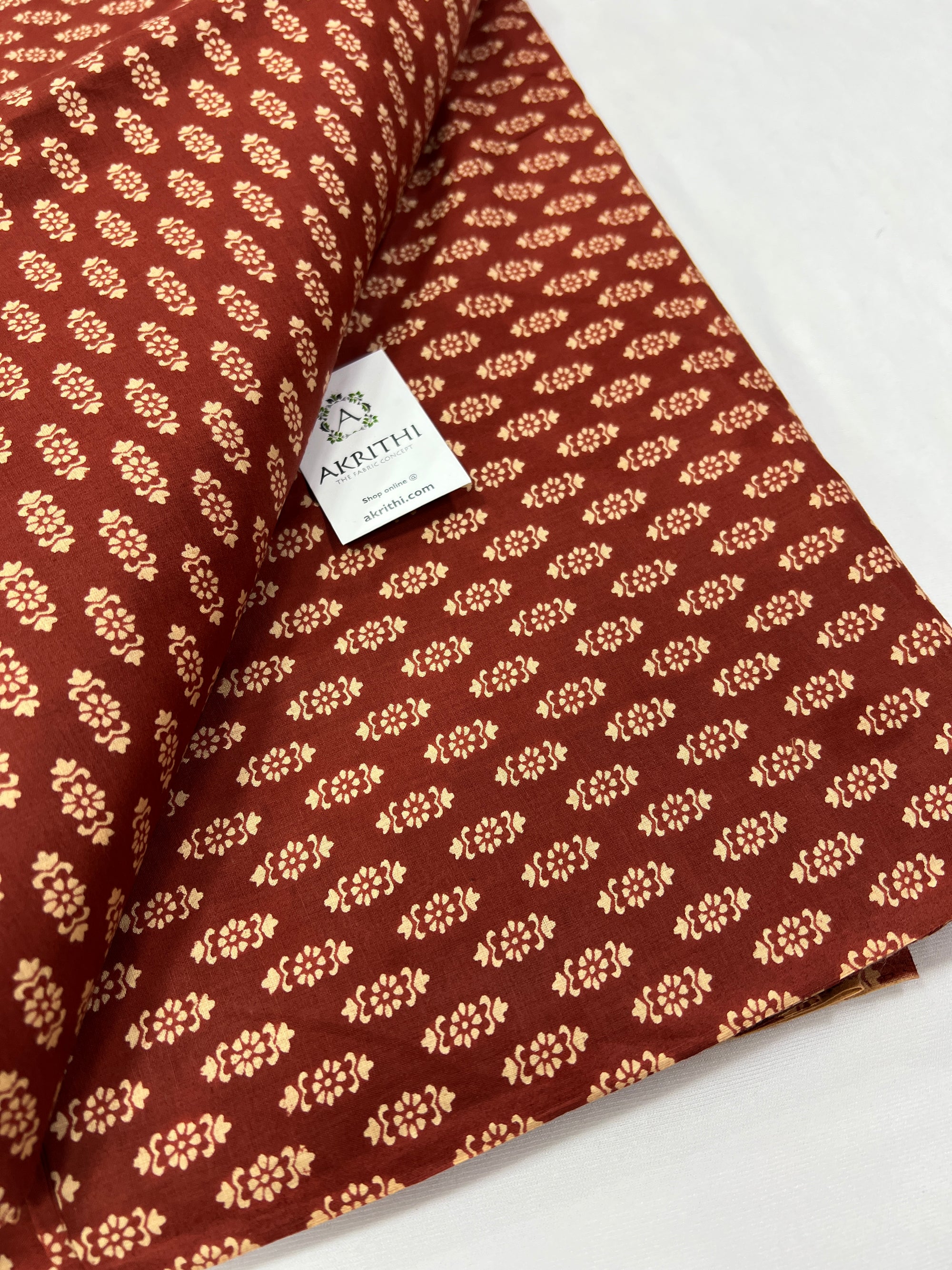 Printed pure cotton fabric