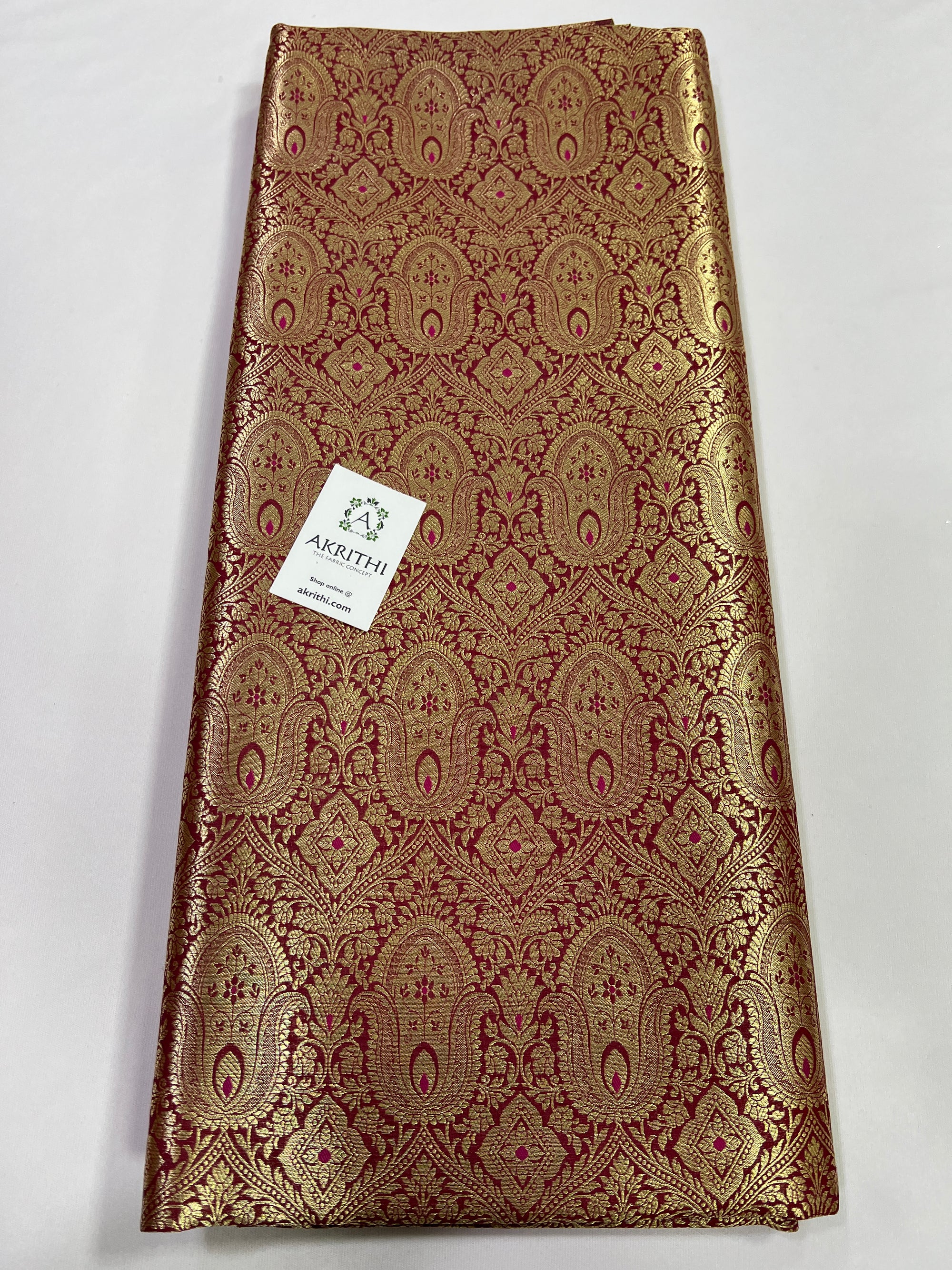 Handloom Banarasi brocade fabric