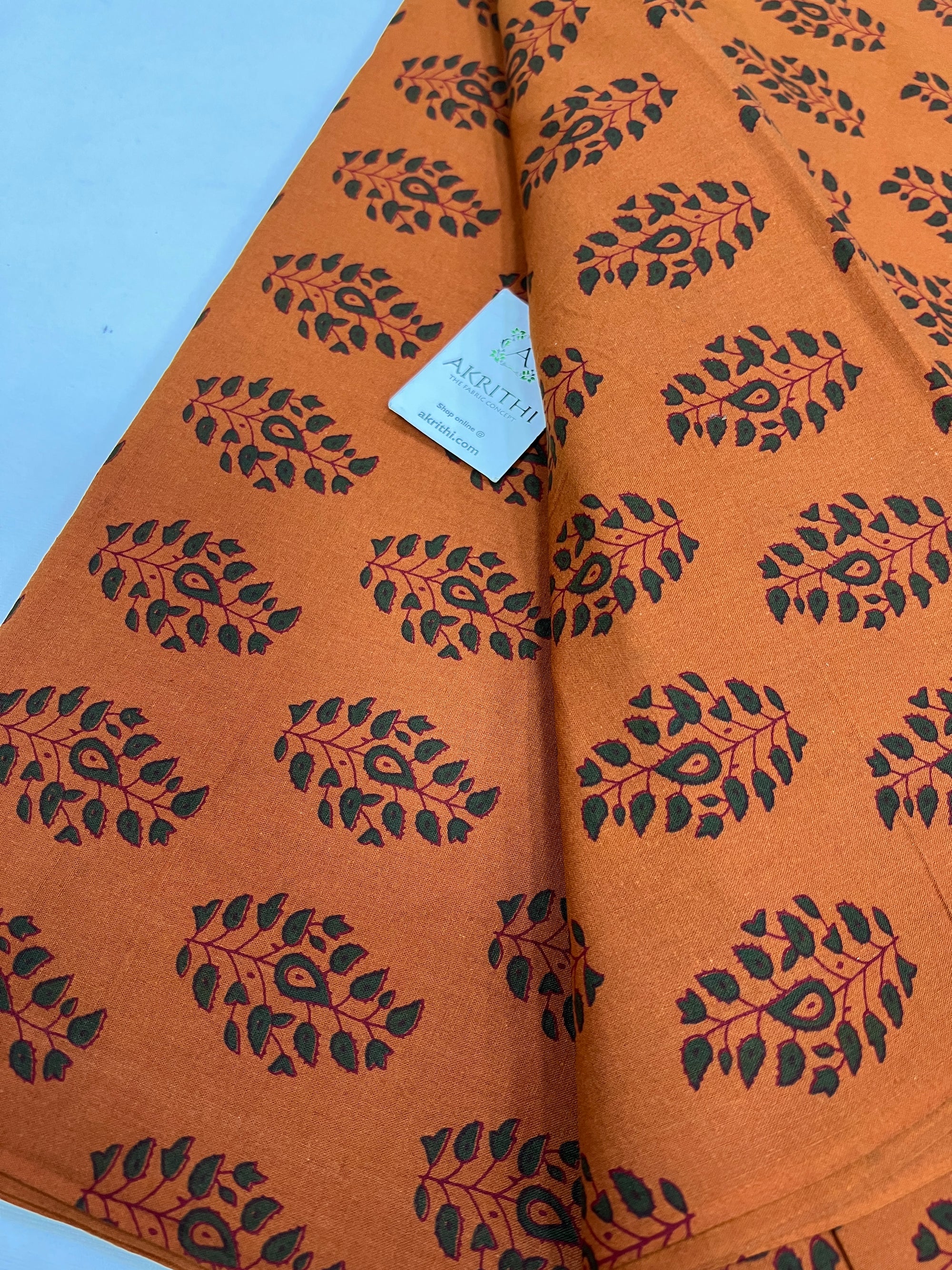 Printed pure cotton fabric