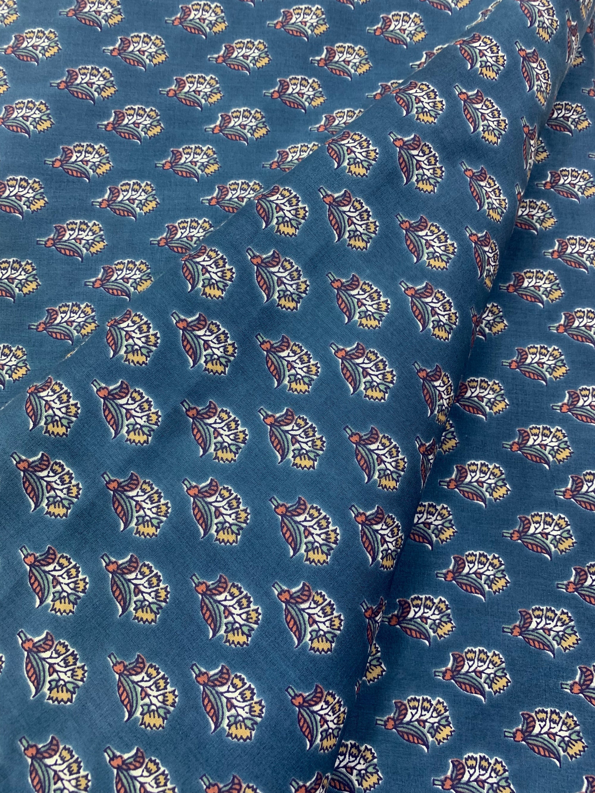 Printed pure cotton fabric