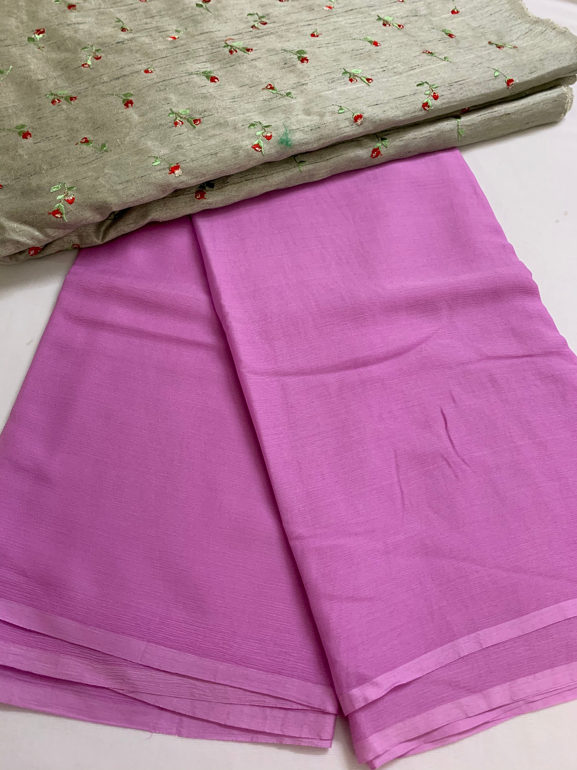 Pure platinum silk chiffon saree with embroidered blouse