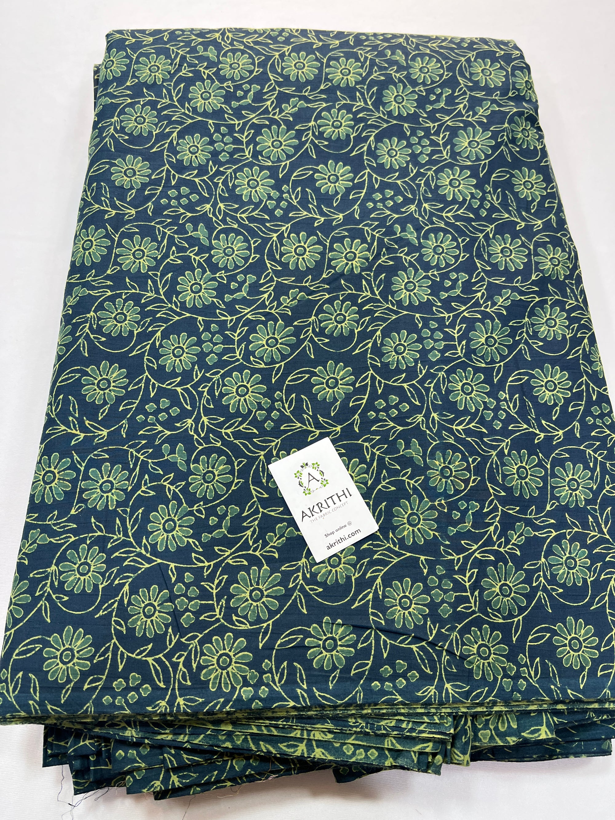 Printed pure cotton fabric