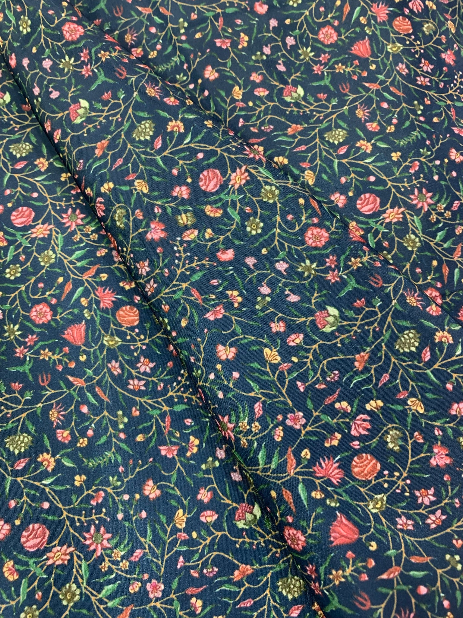 Digital floral Printed crepe fabric