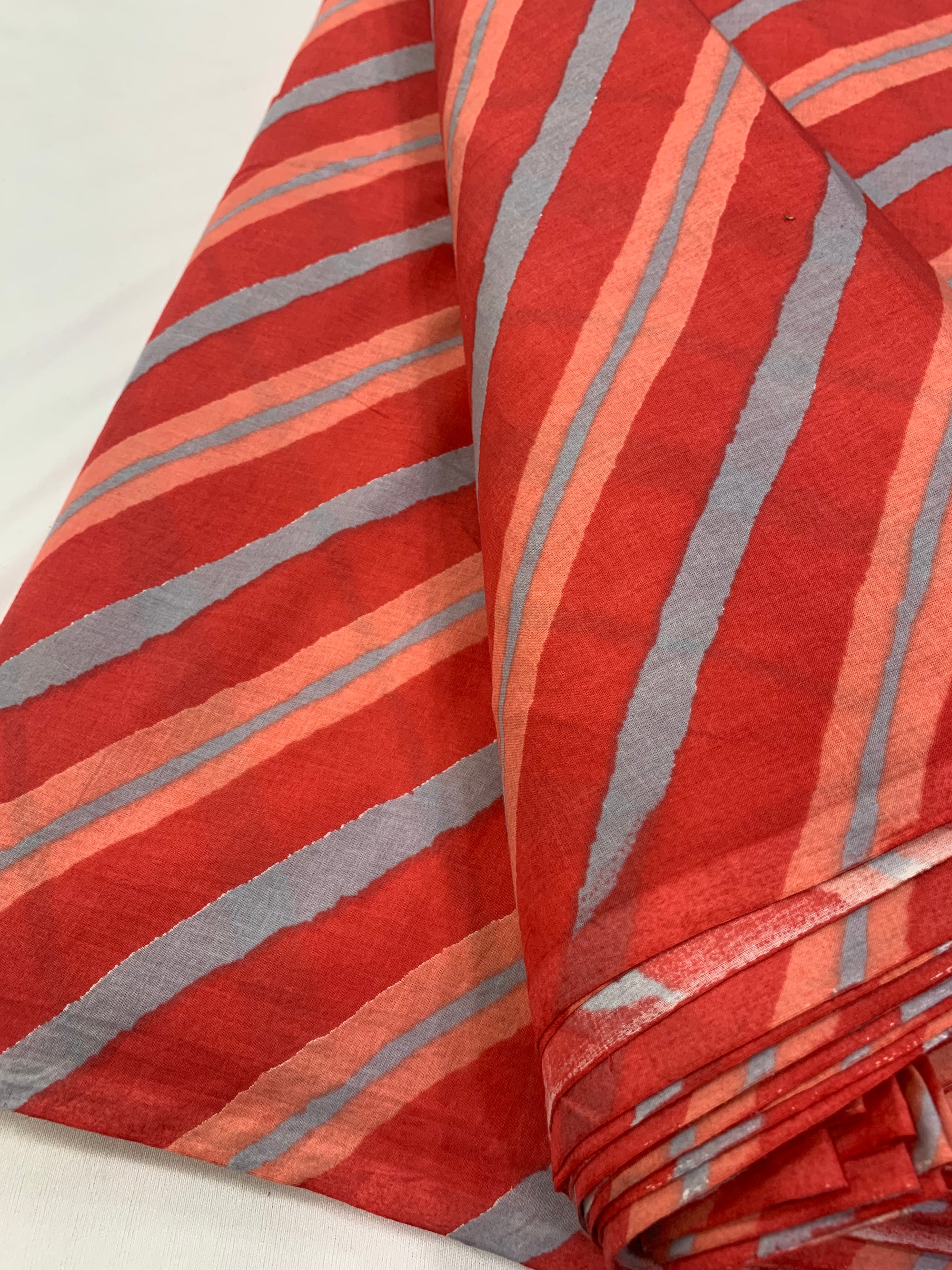 Printed pure cotton fabric