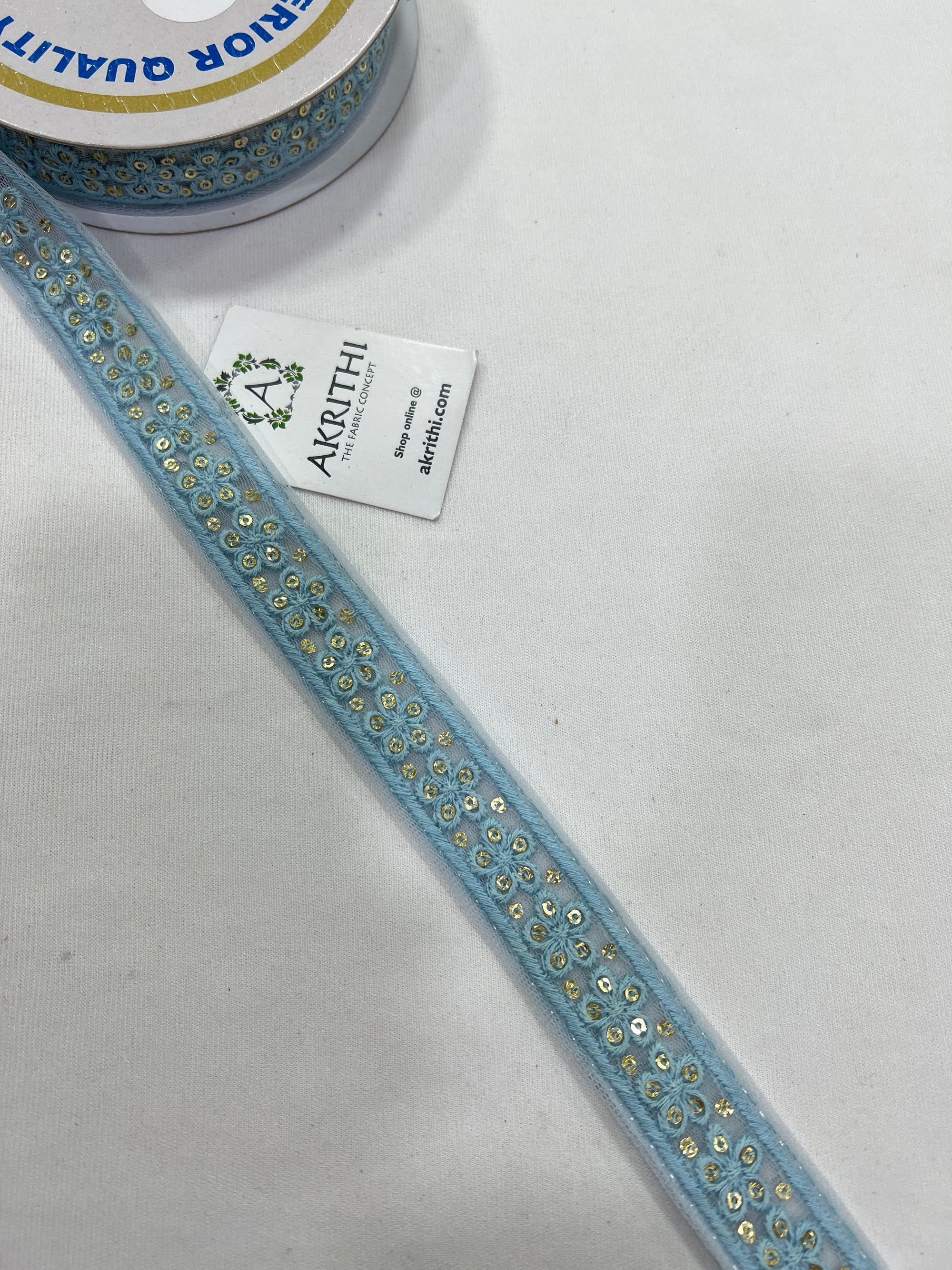 Embroidered lace 9 metres roll
