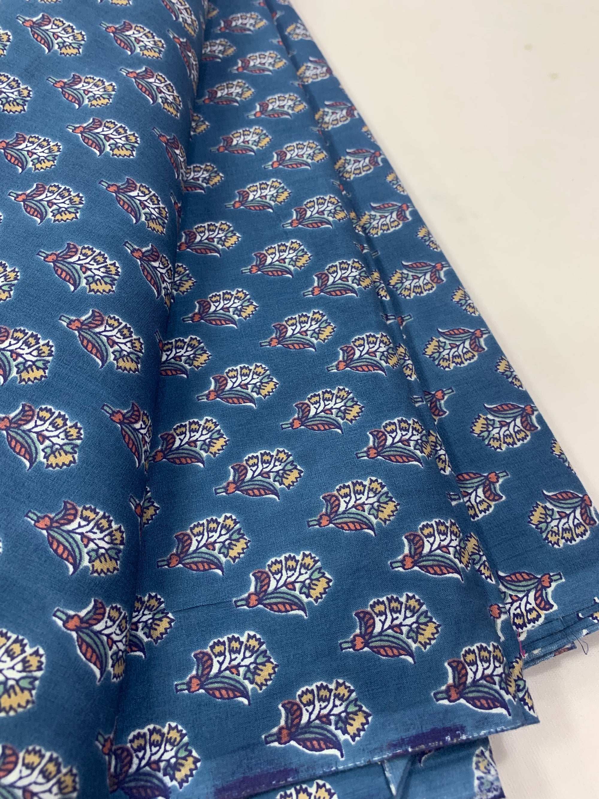 Printed pure cotton fabric