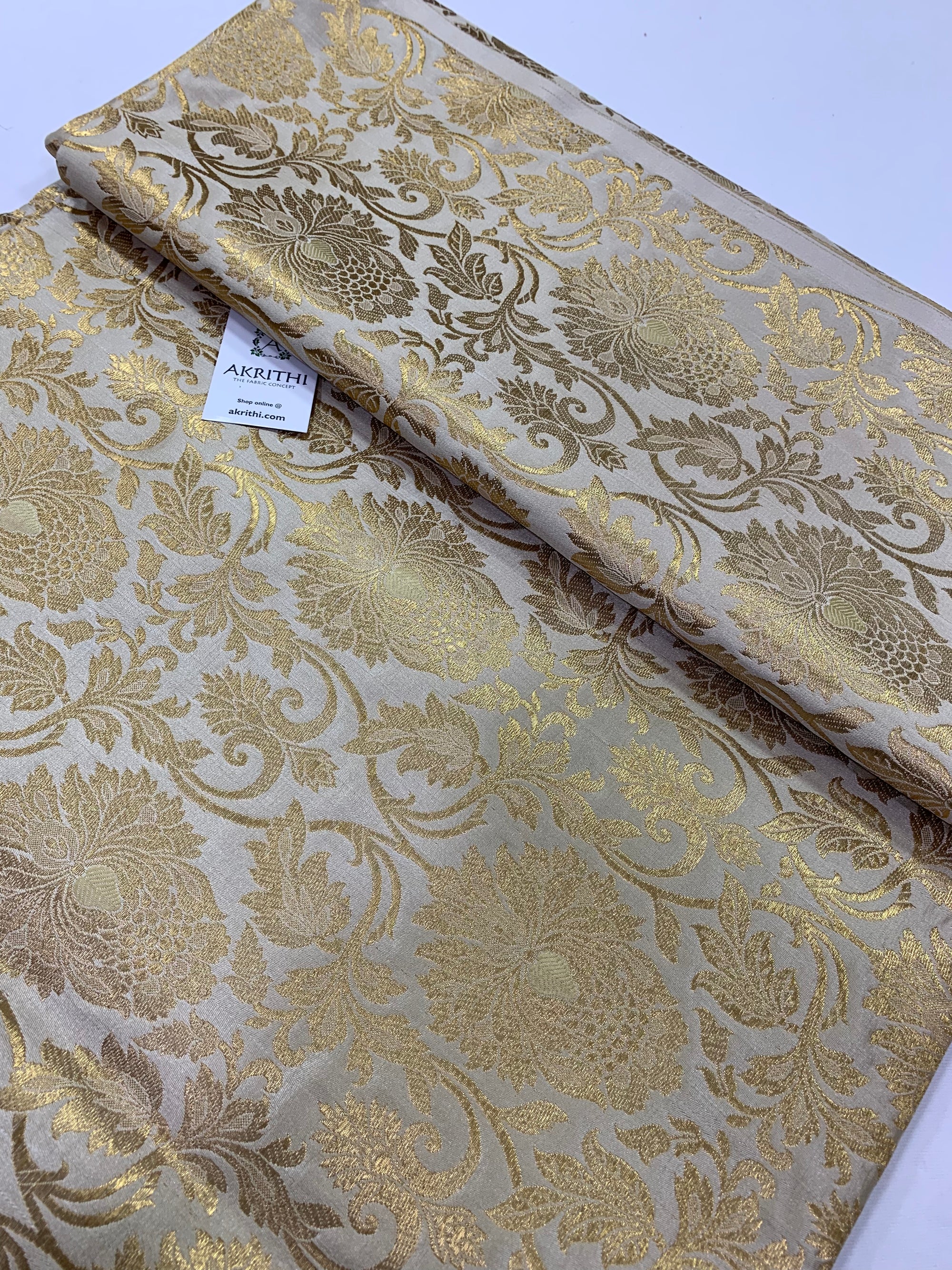 Handloom Banarasi brocade fabric