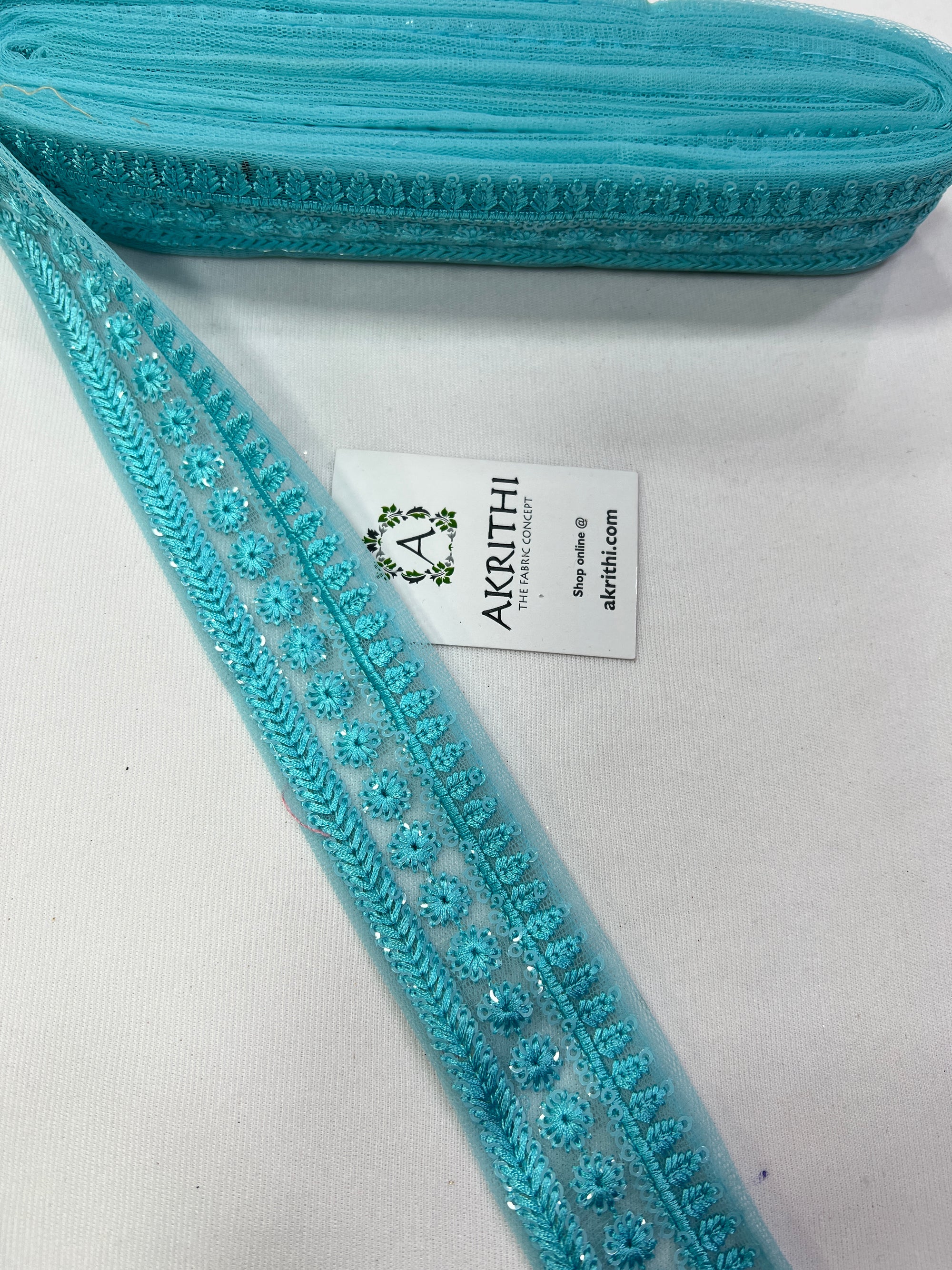 Embroidered lace 9 metres roll
