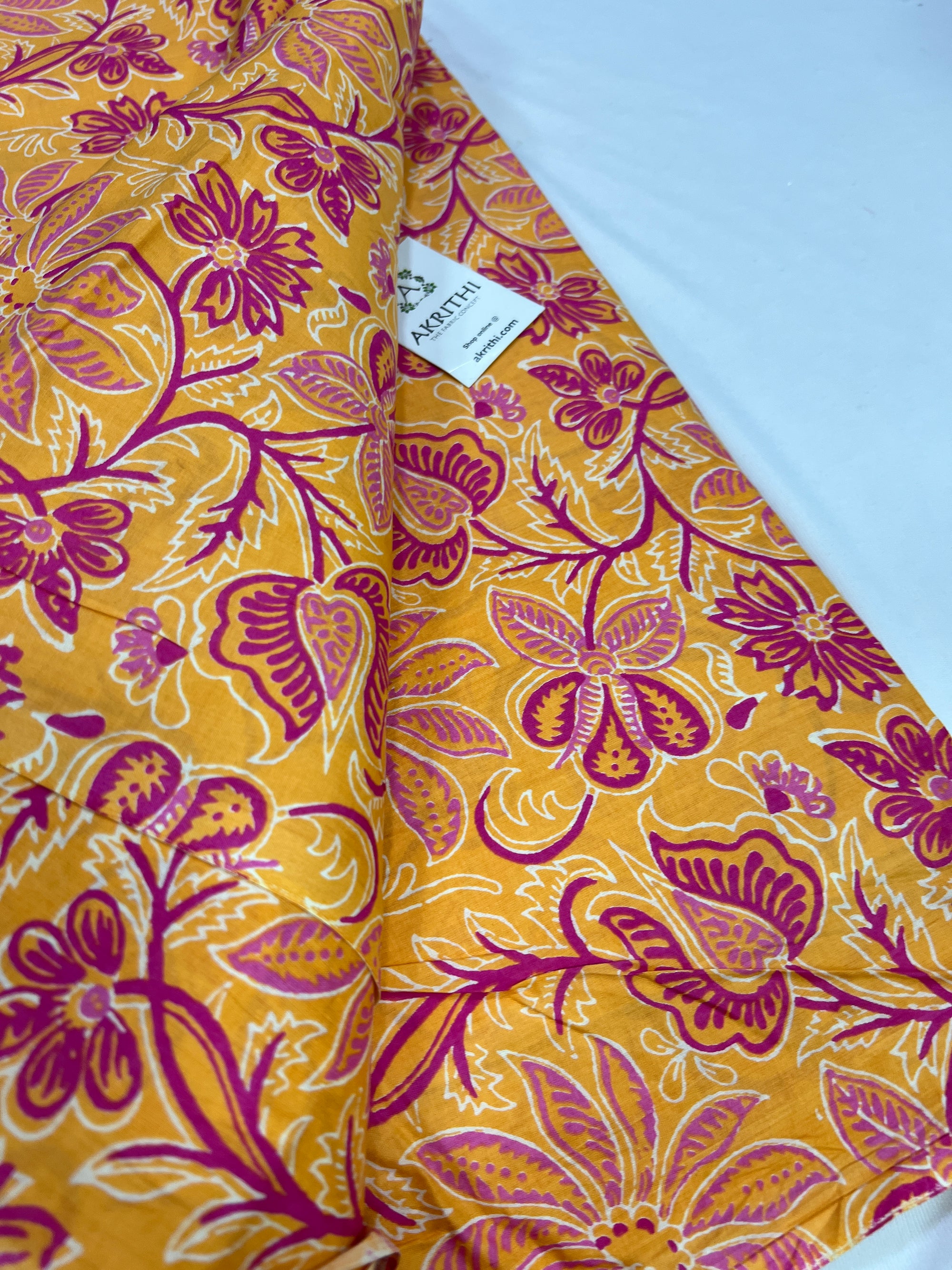 Printed pure cotton fabric