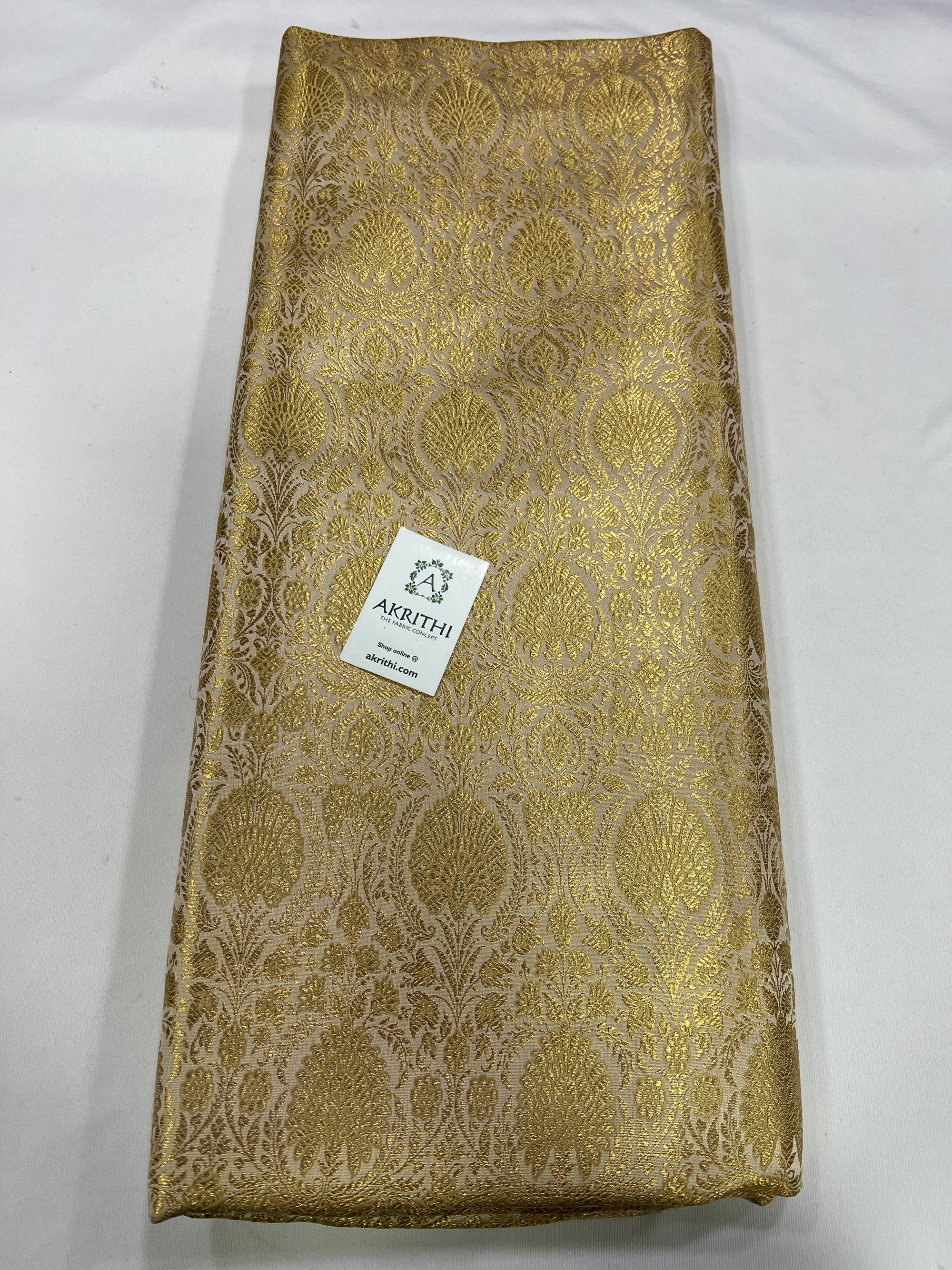 Handloom Banarasi brocade fabric