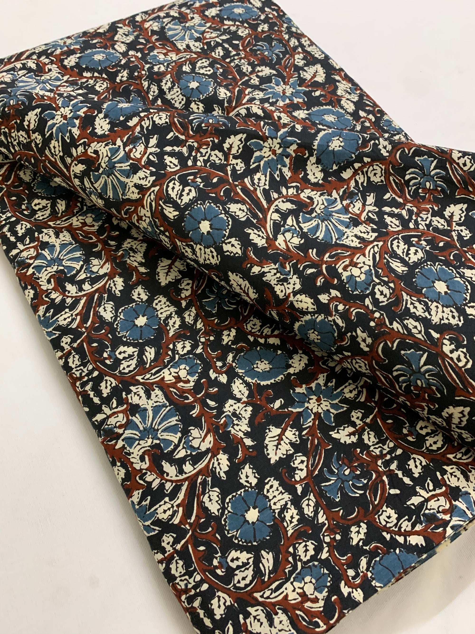 Printed cotton fabric 80 cms