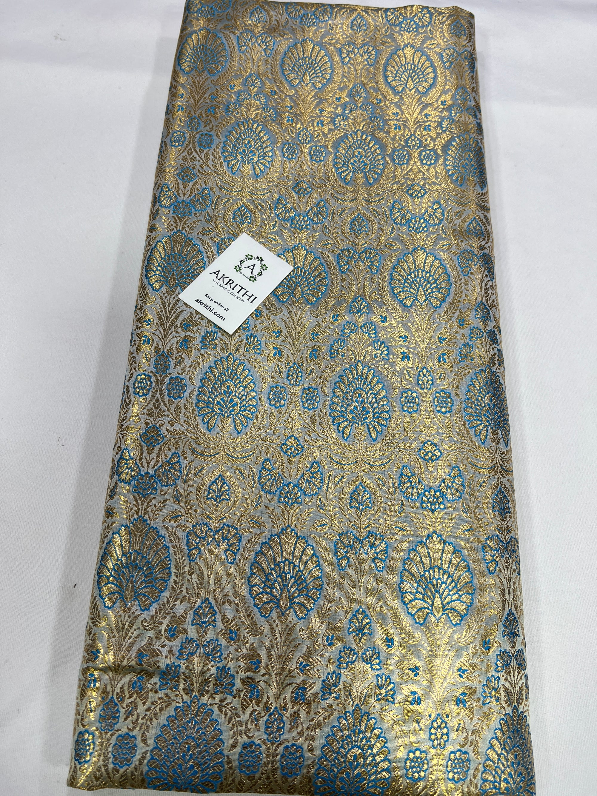 Handloom Banarasi brocade fabric