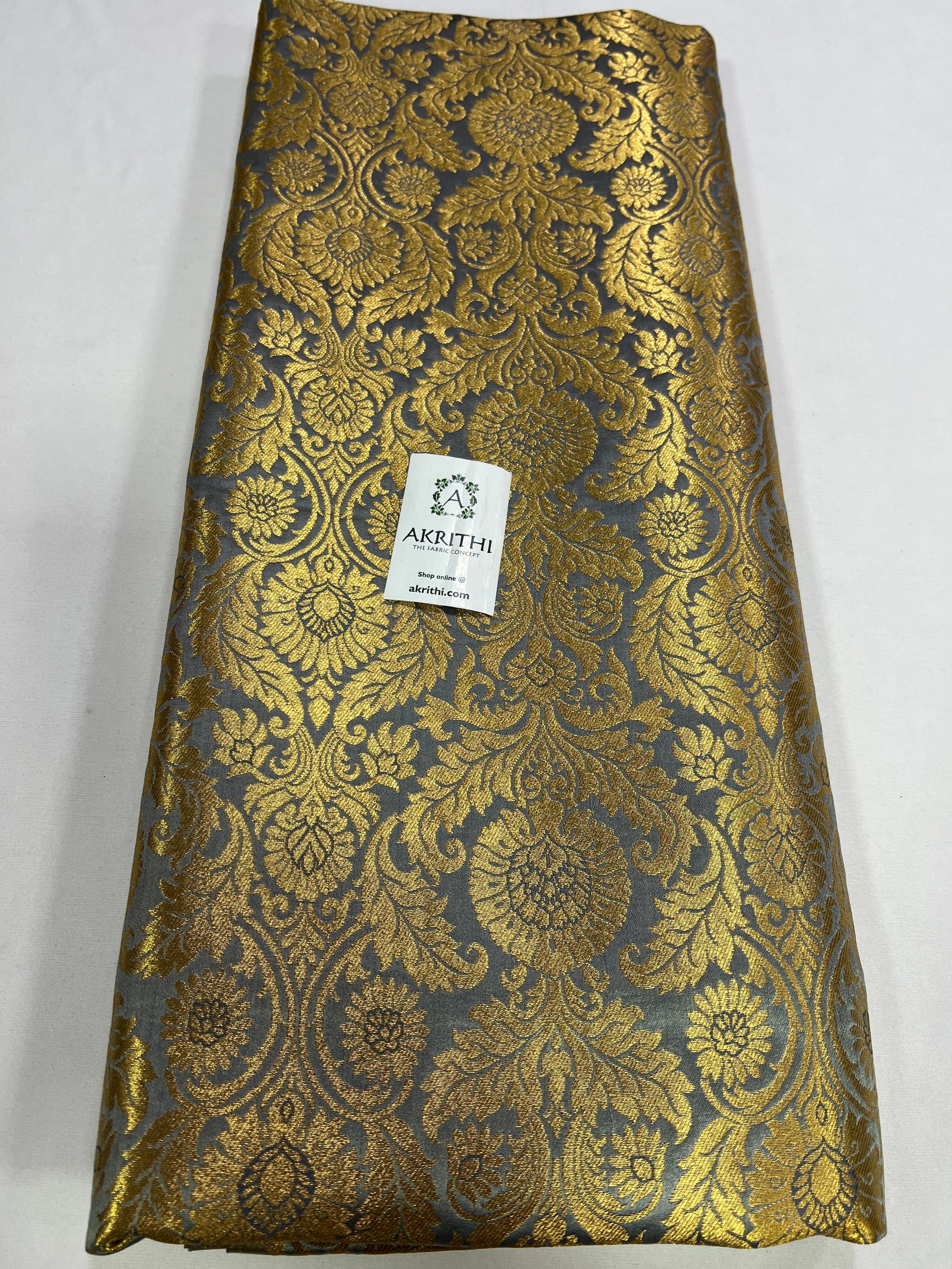 Handloom Banarasi brocade fabric