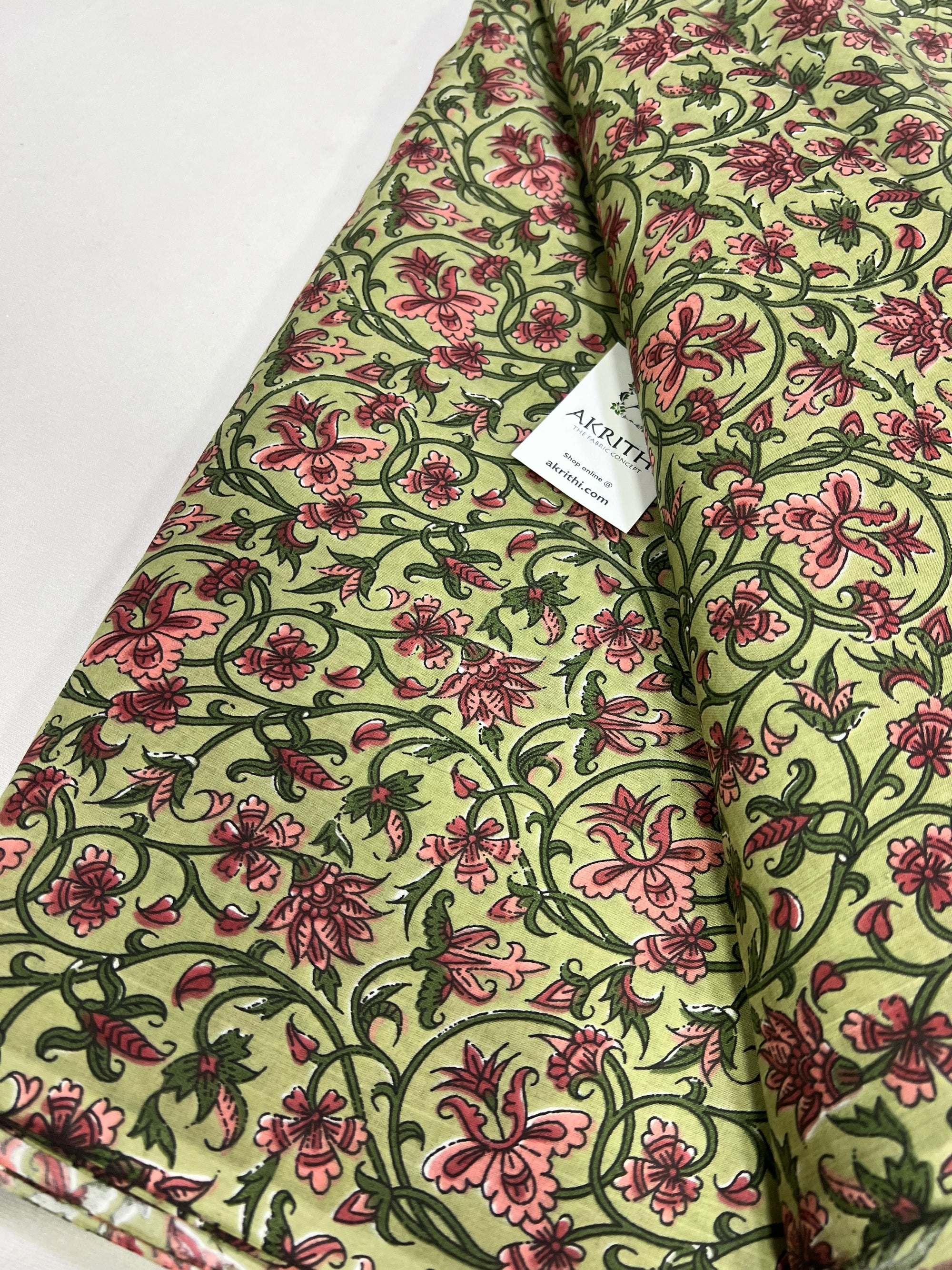 Printed pure cotton fabric