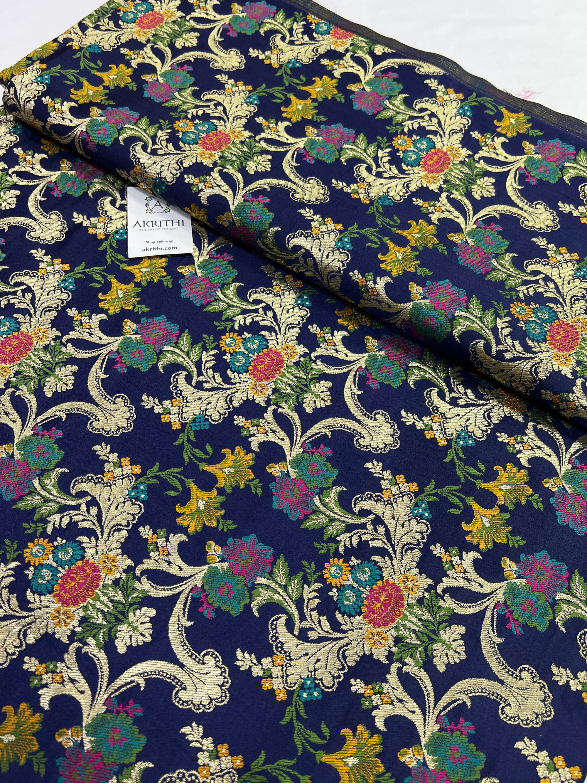 Banarasi kimkhab fabric