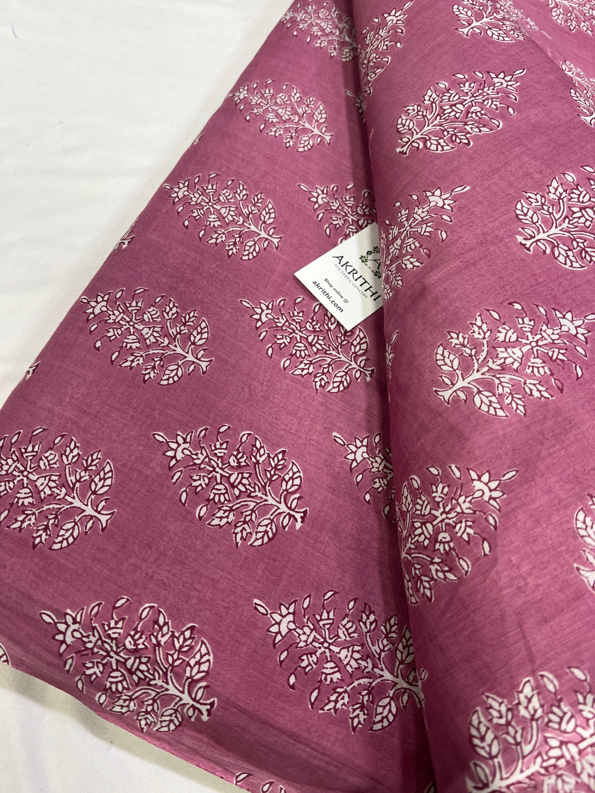 Printed pure cotton fabric
