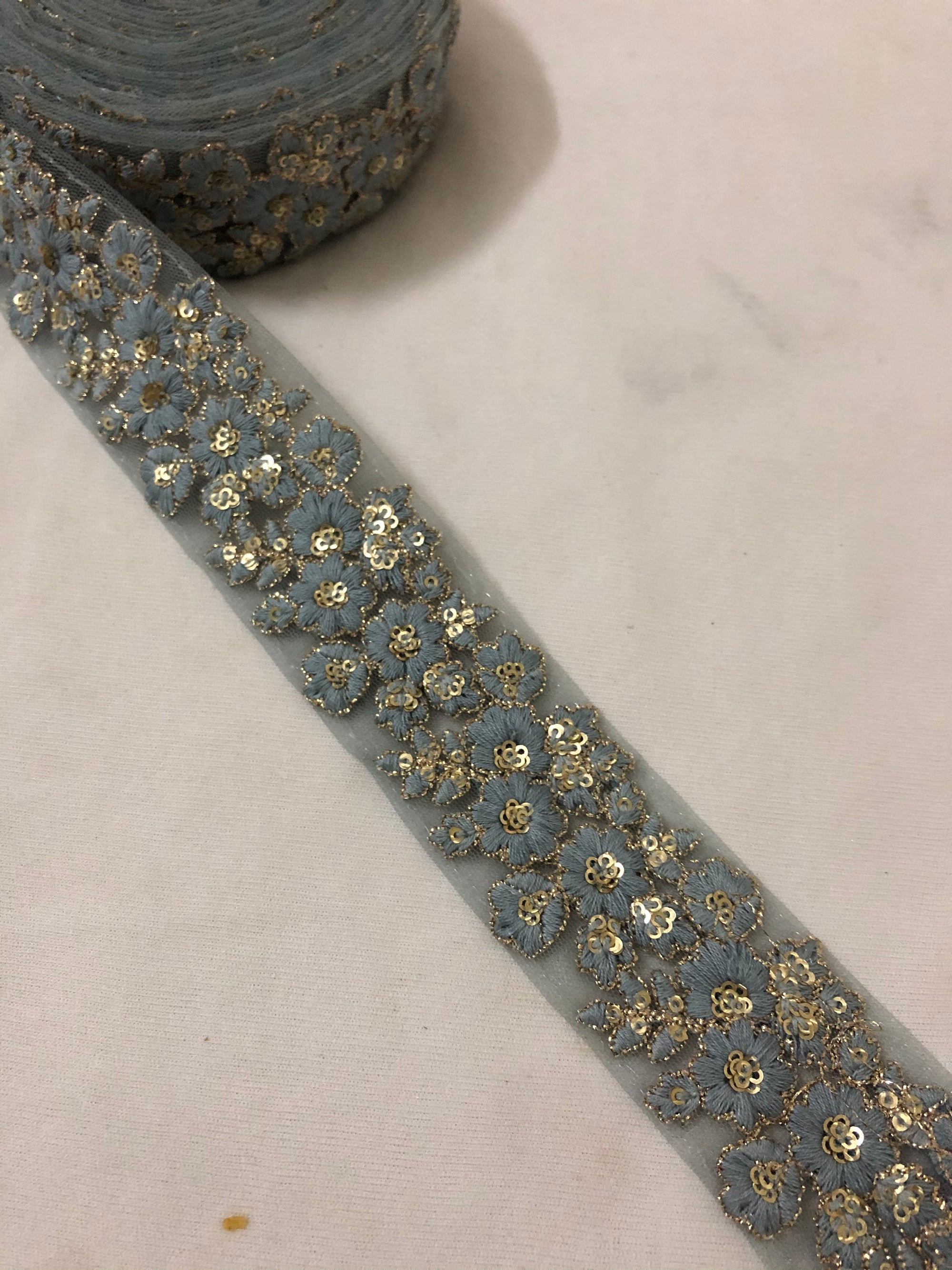 Embroidered lace 9 metres roll