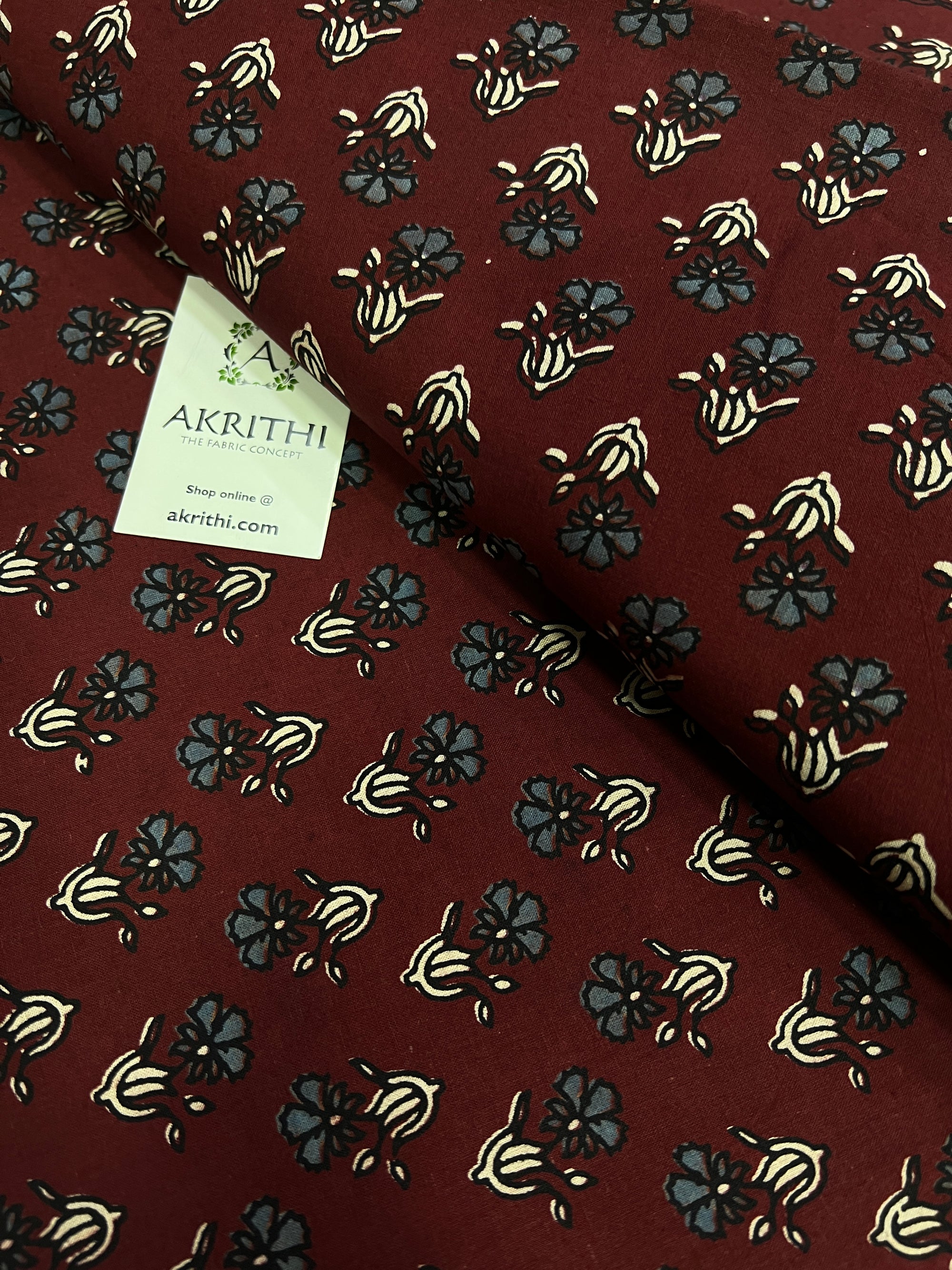 Printed pure cotton fabric