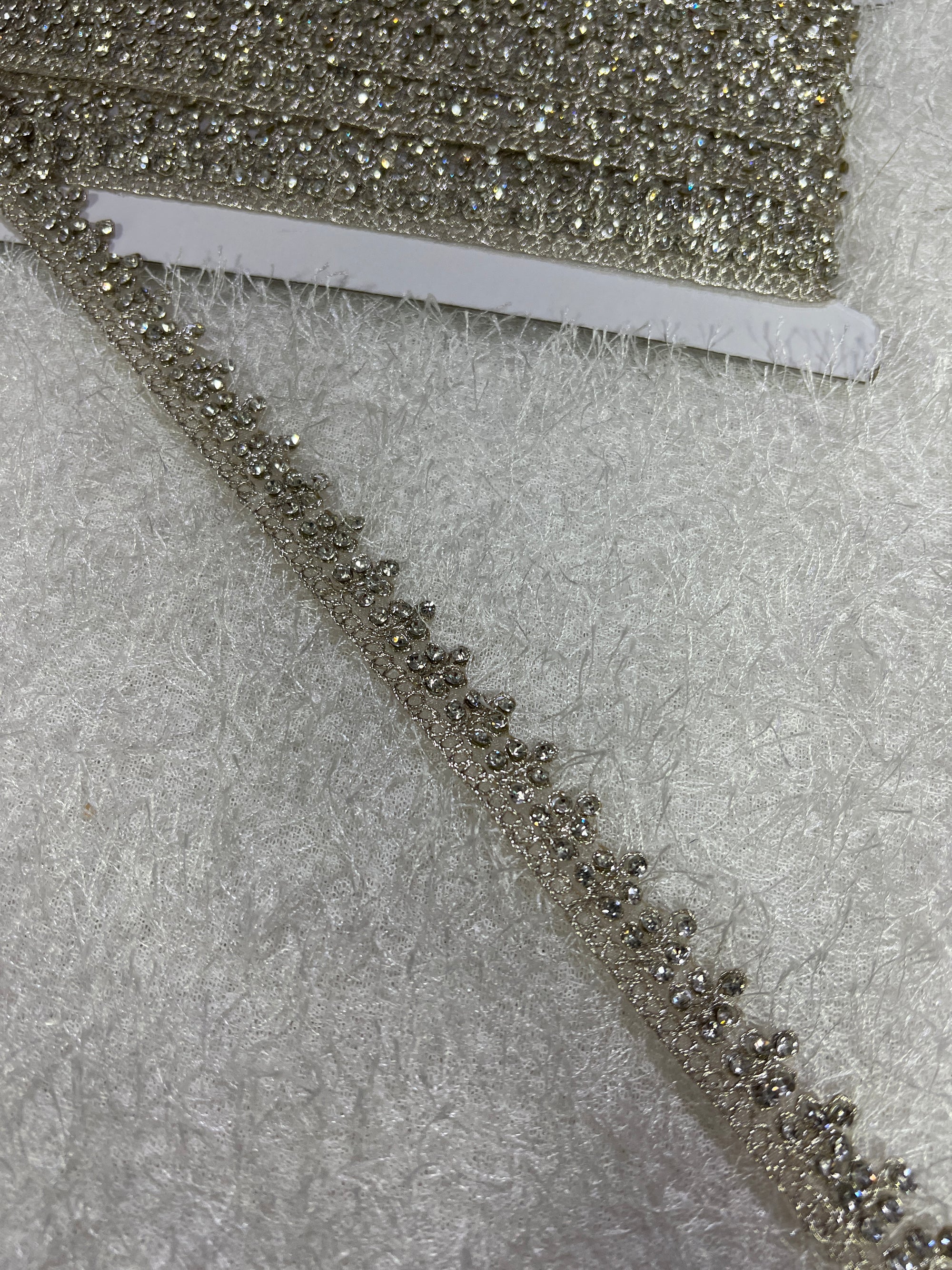 Embroidered lace 9 metres roll