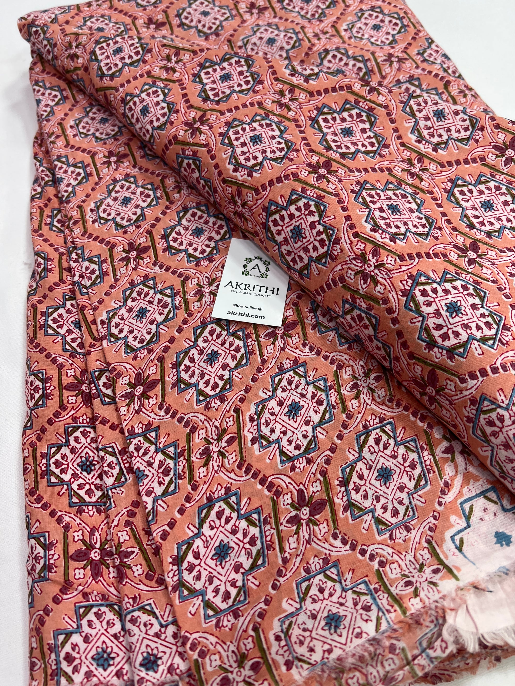 Printed pure cotton fabric