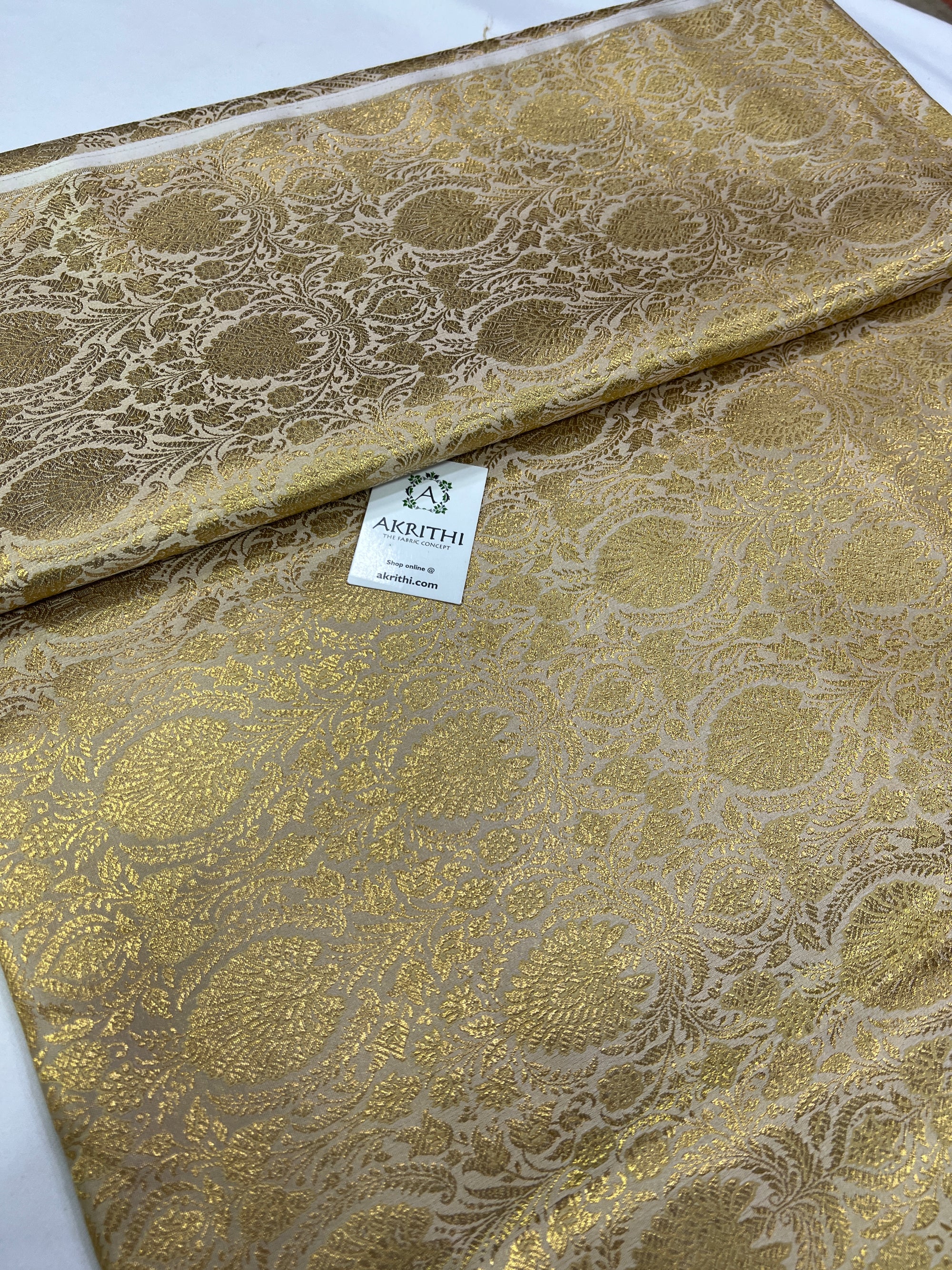 Handloom Banarasi brocade fabric