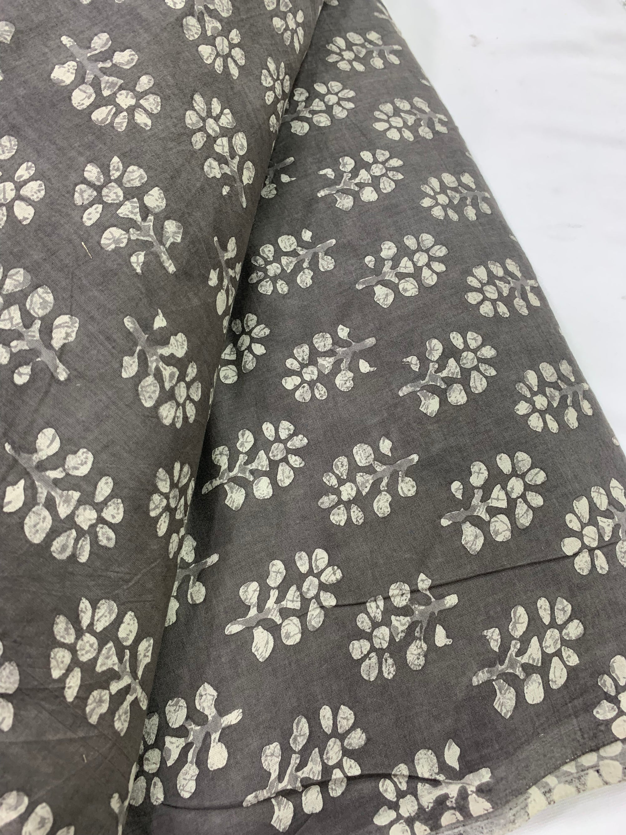 Printed pure cotton fabric