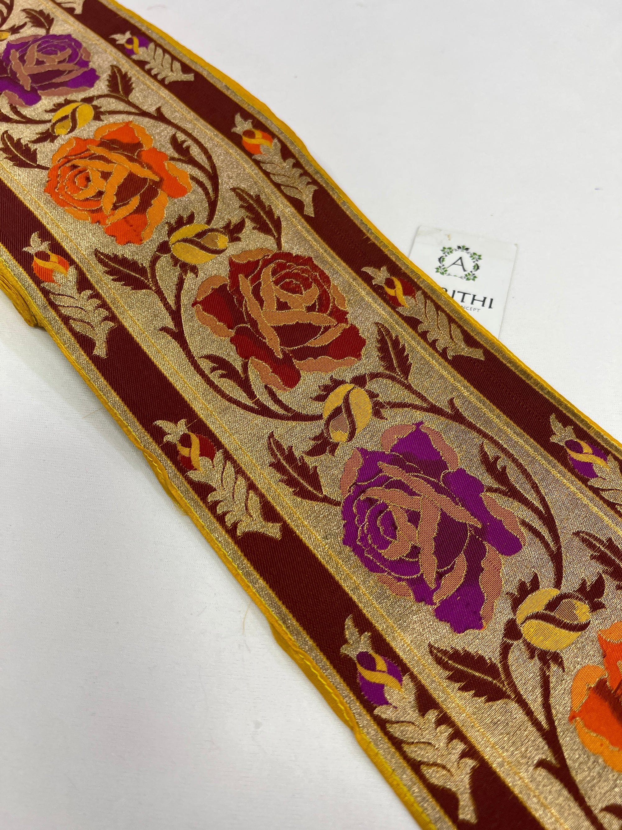 Handloom Banarasi lace 9 metres roll