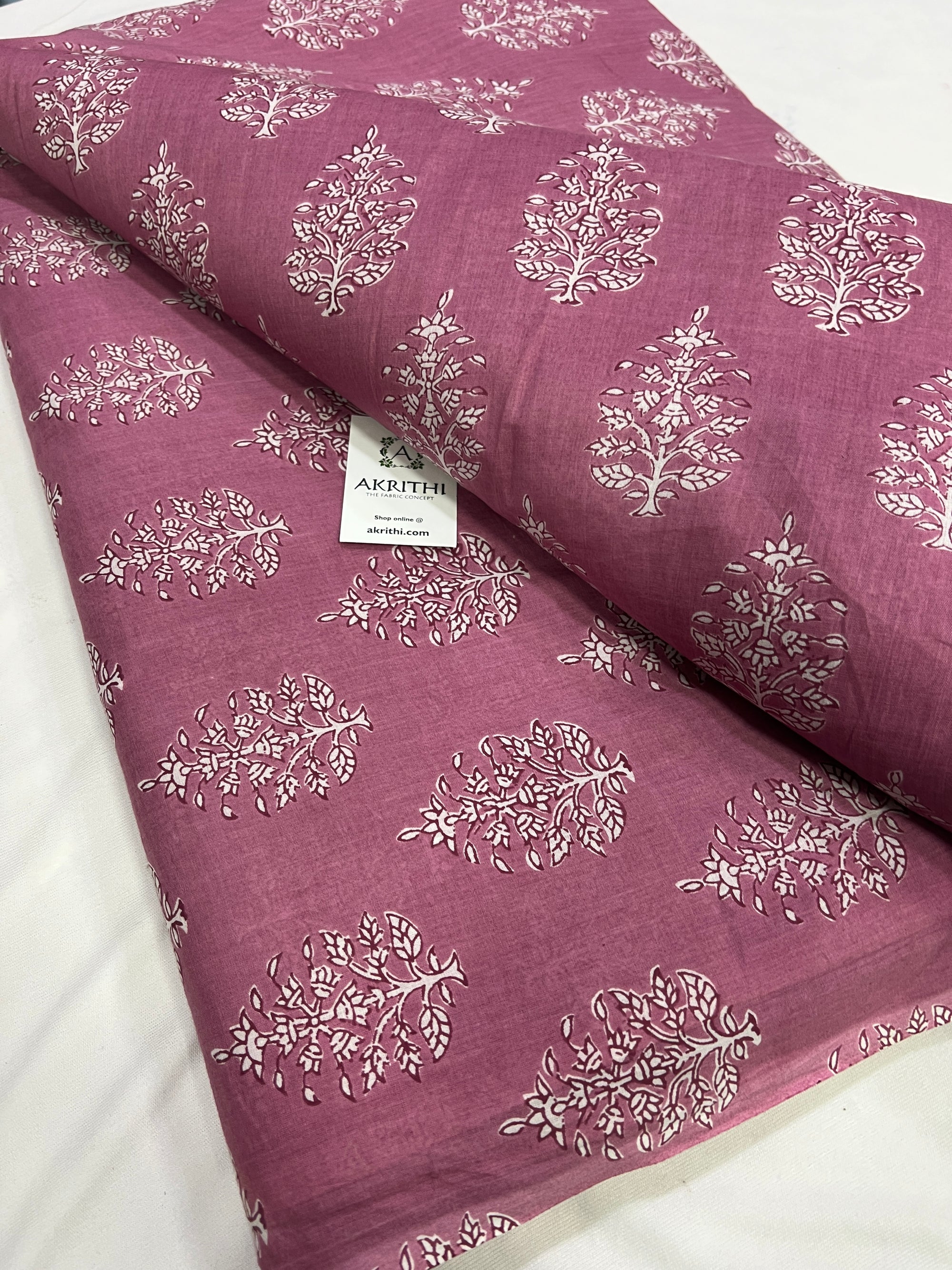 Printed pure cotton fabric