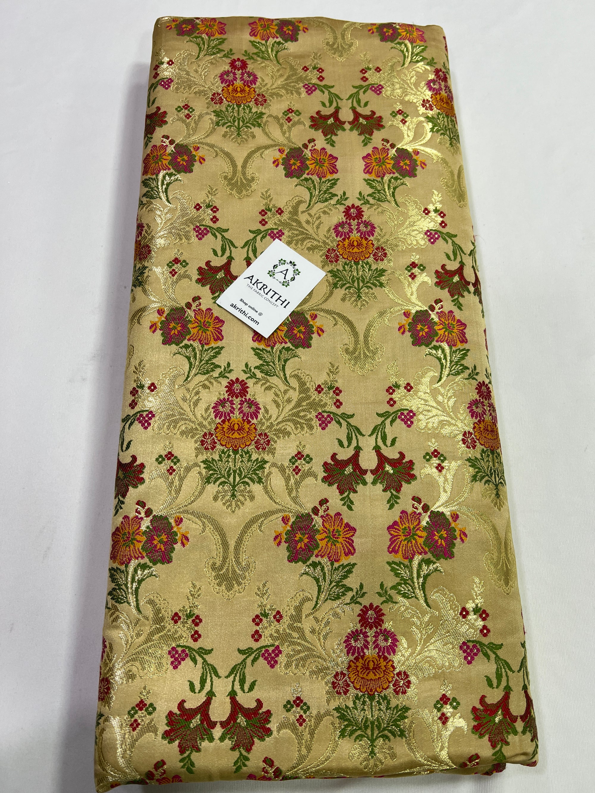 Banarasi kimkhab fabric