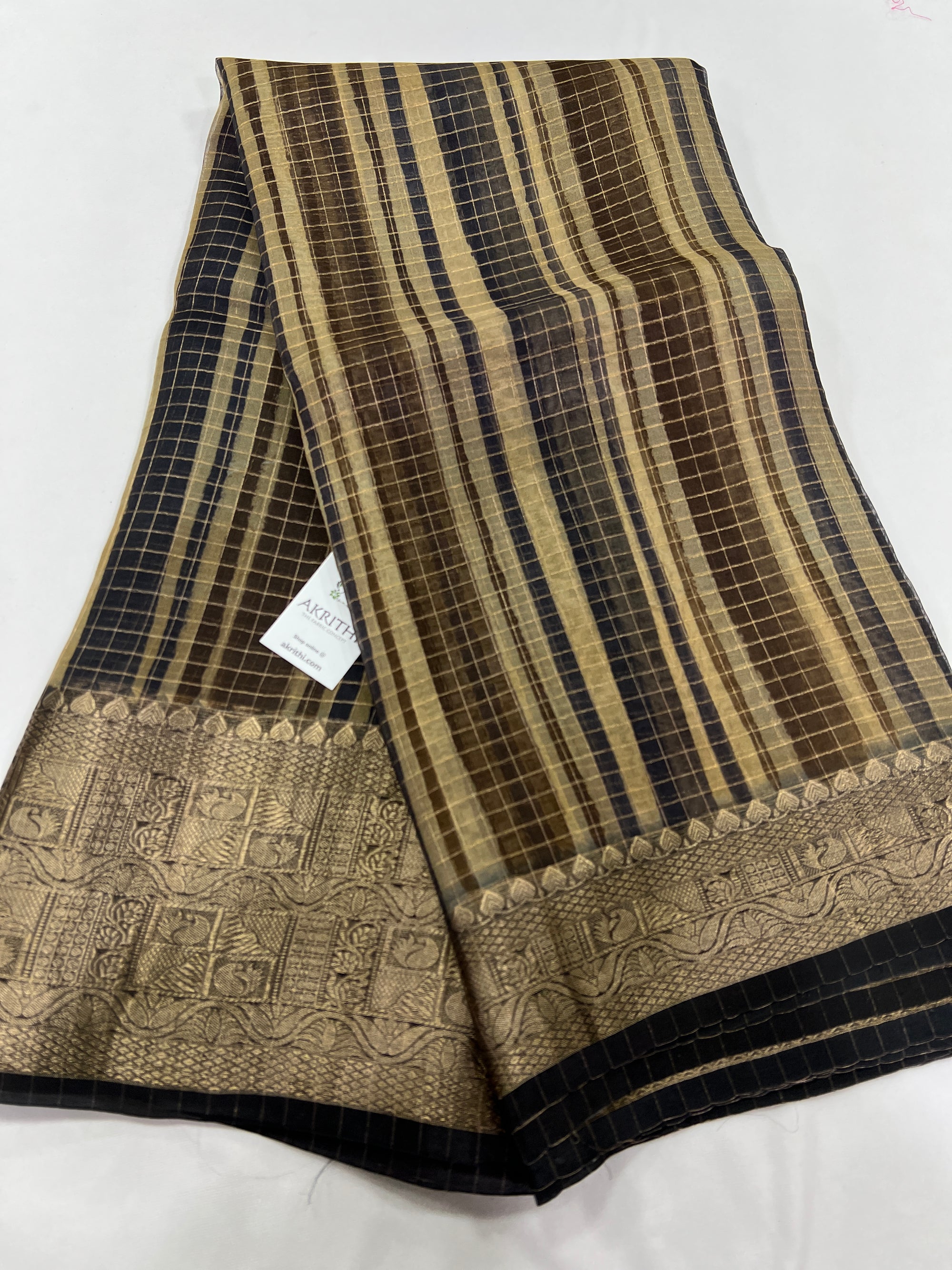 Hand brushed pure silk organza saree