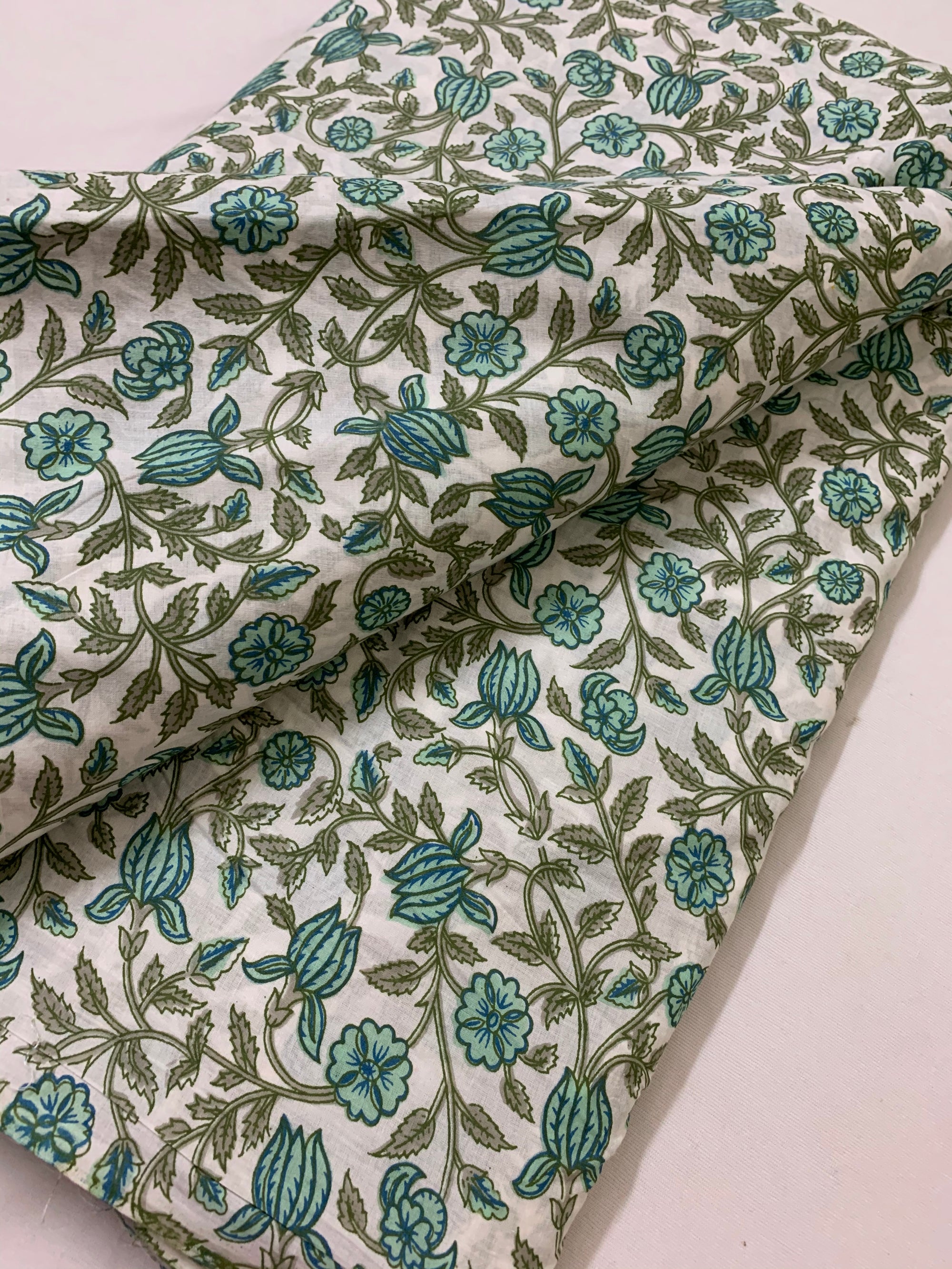 Printed pure cotton fabric