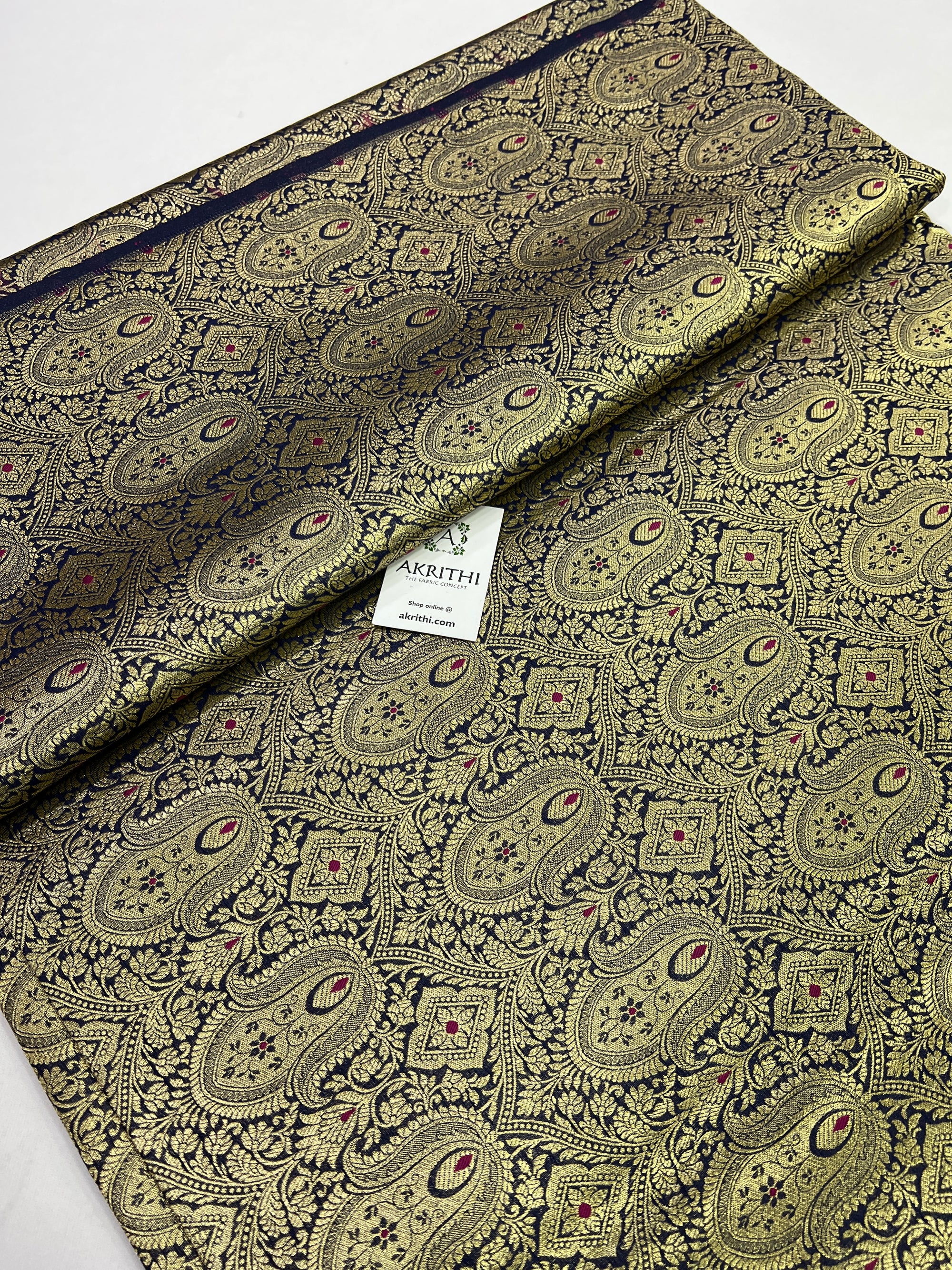 Handloom Banarasi brocade fabric
