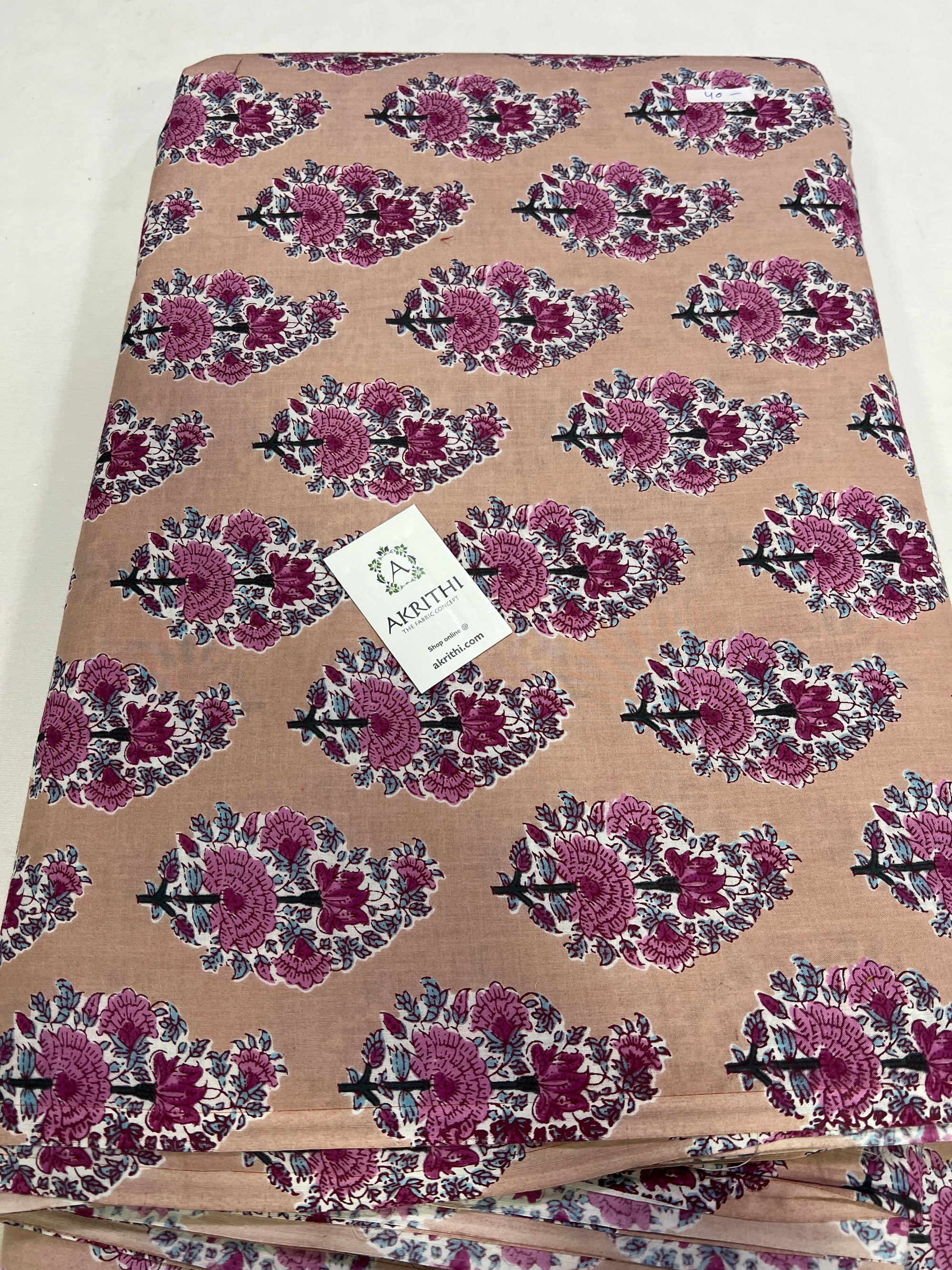 Printed pure cotton fabric