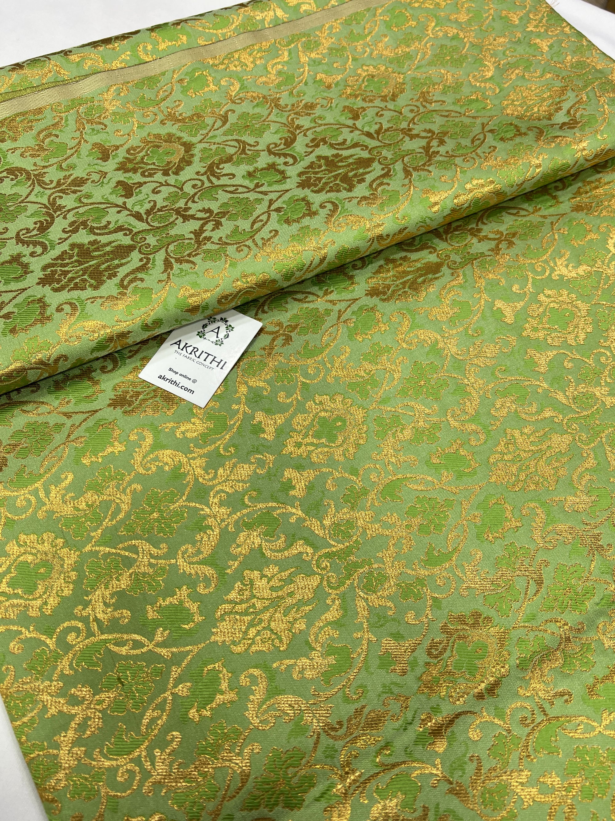 Handloom Banarasi brocade fabric