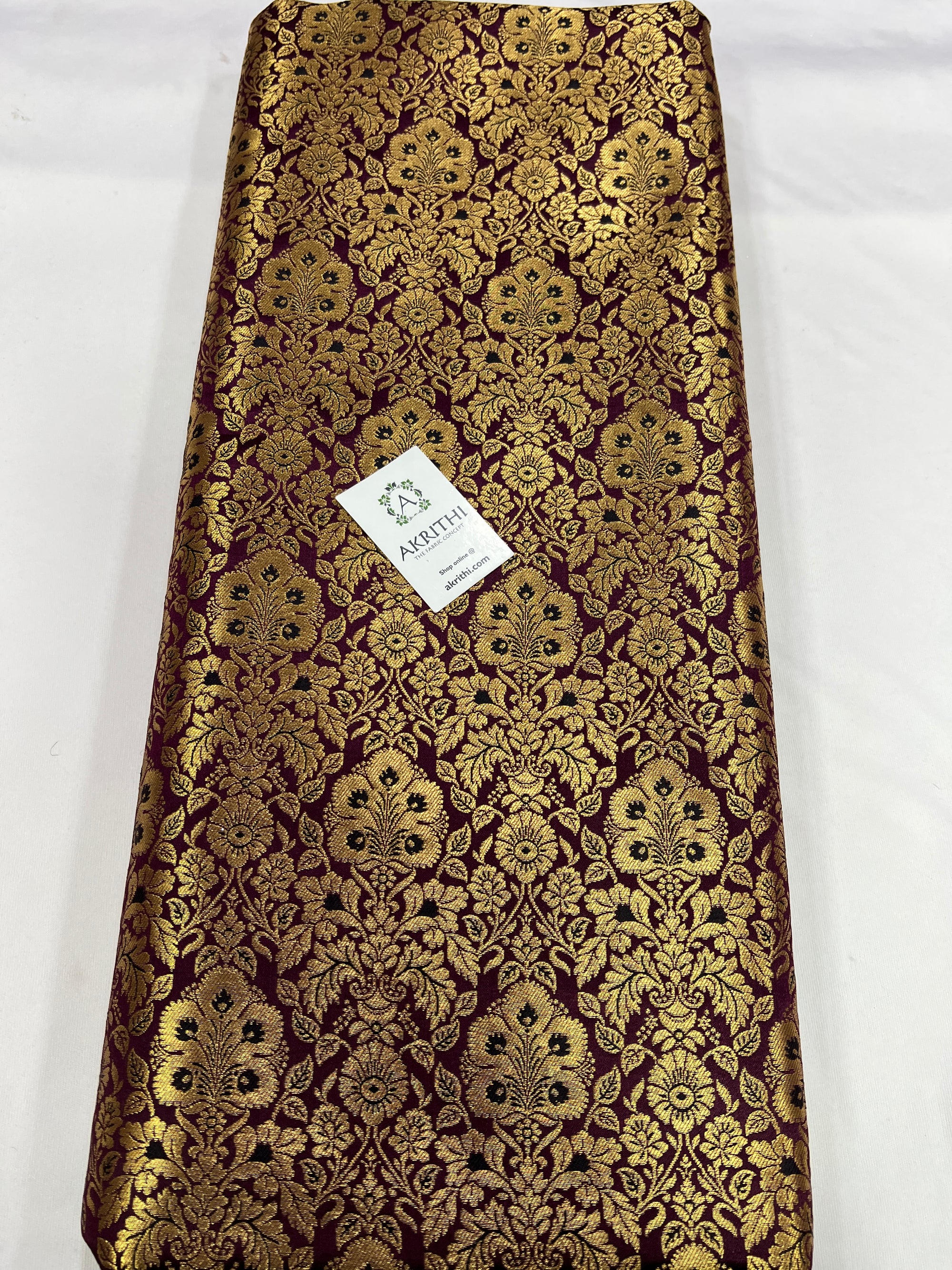 Handloom Banarasi brocade fabric