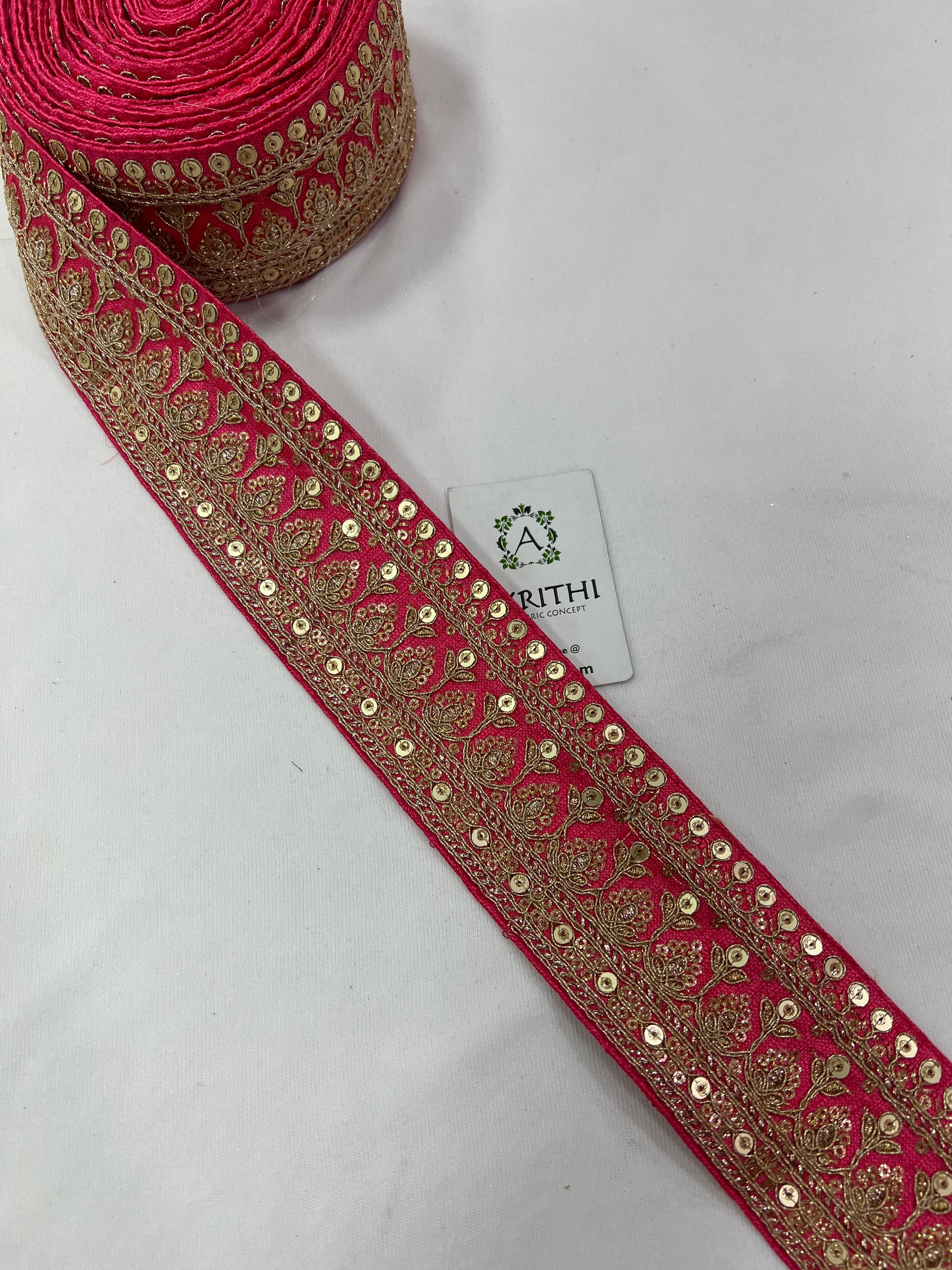 Embroidered lace 9 metres roll