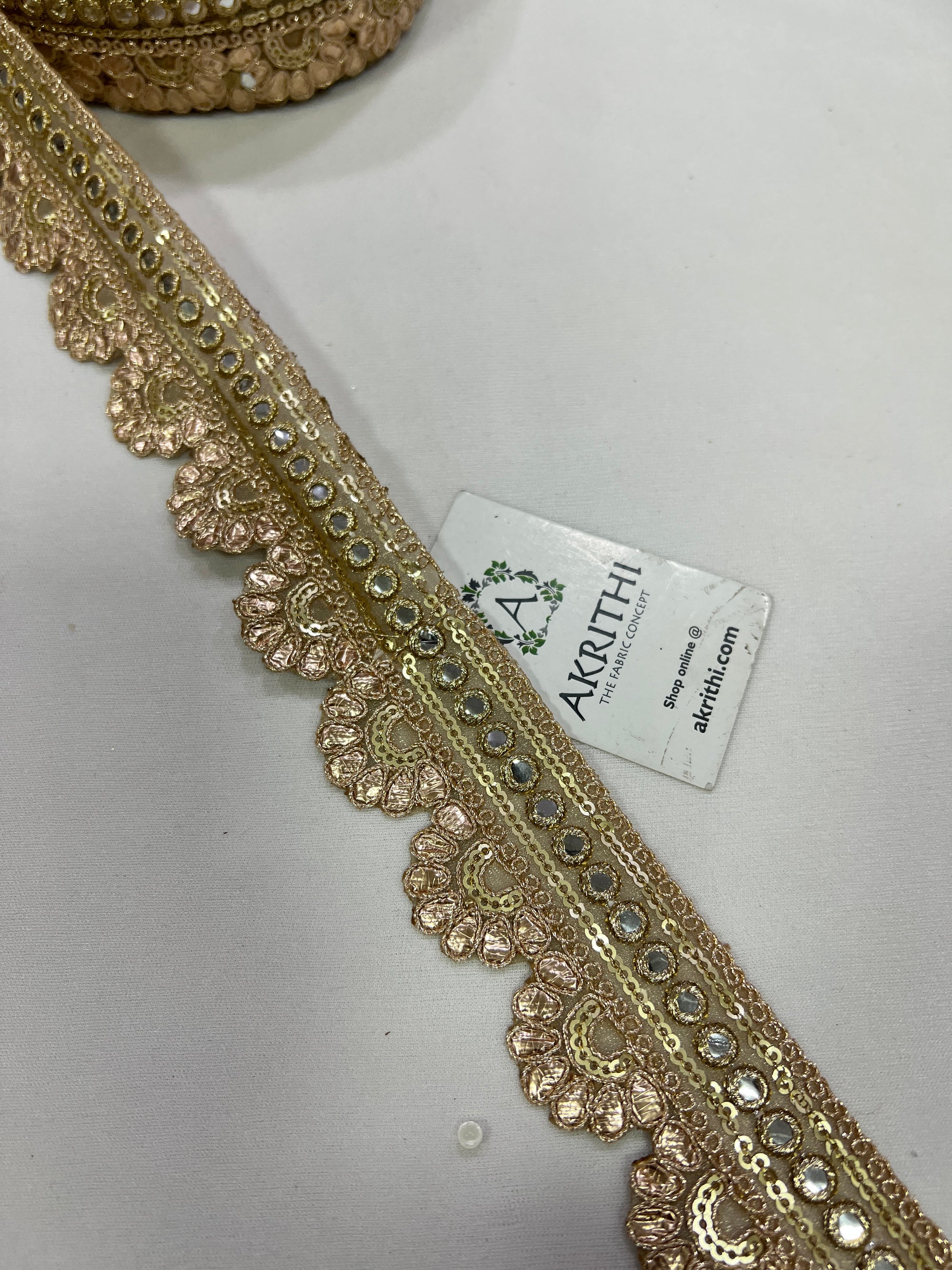 Embroidered lace 9 metres roll