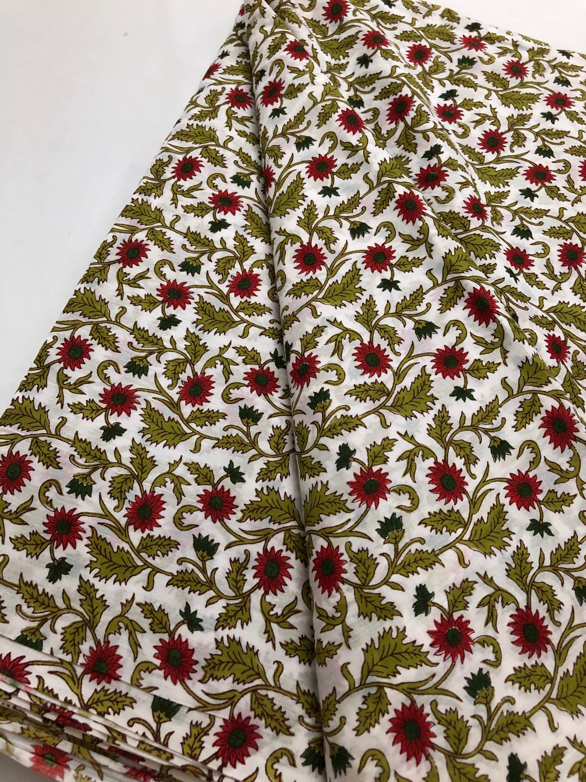 Printed cotton fabric 1.25 metres cut