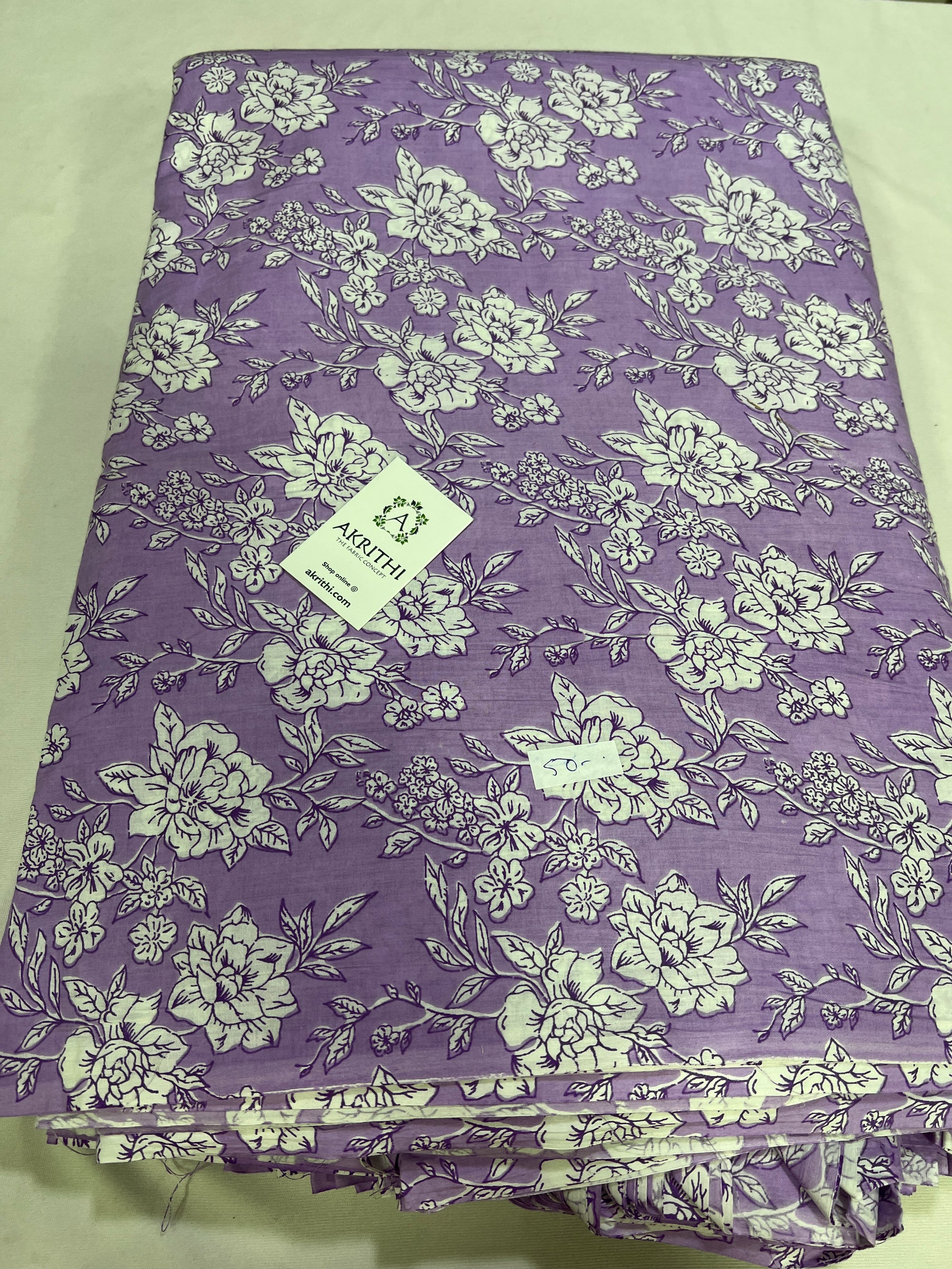Printed pure cotton fabric