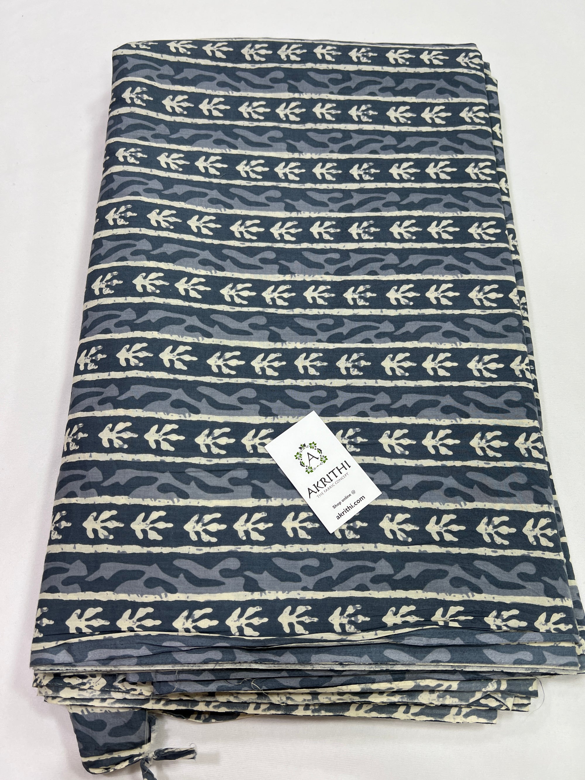 Printed pure cotton fabric