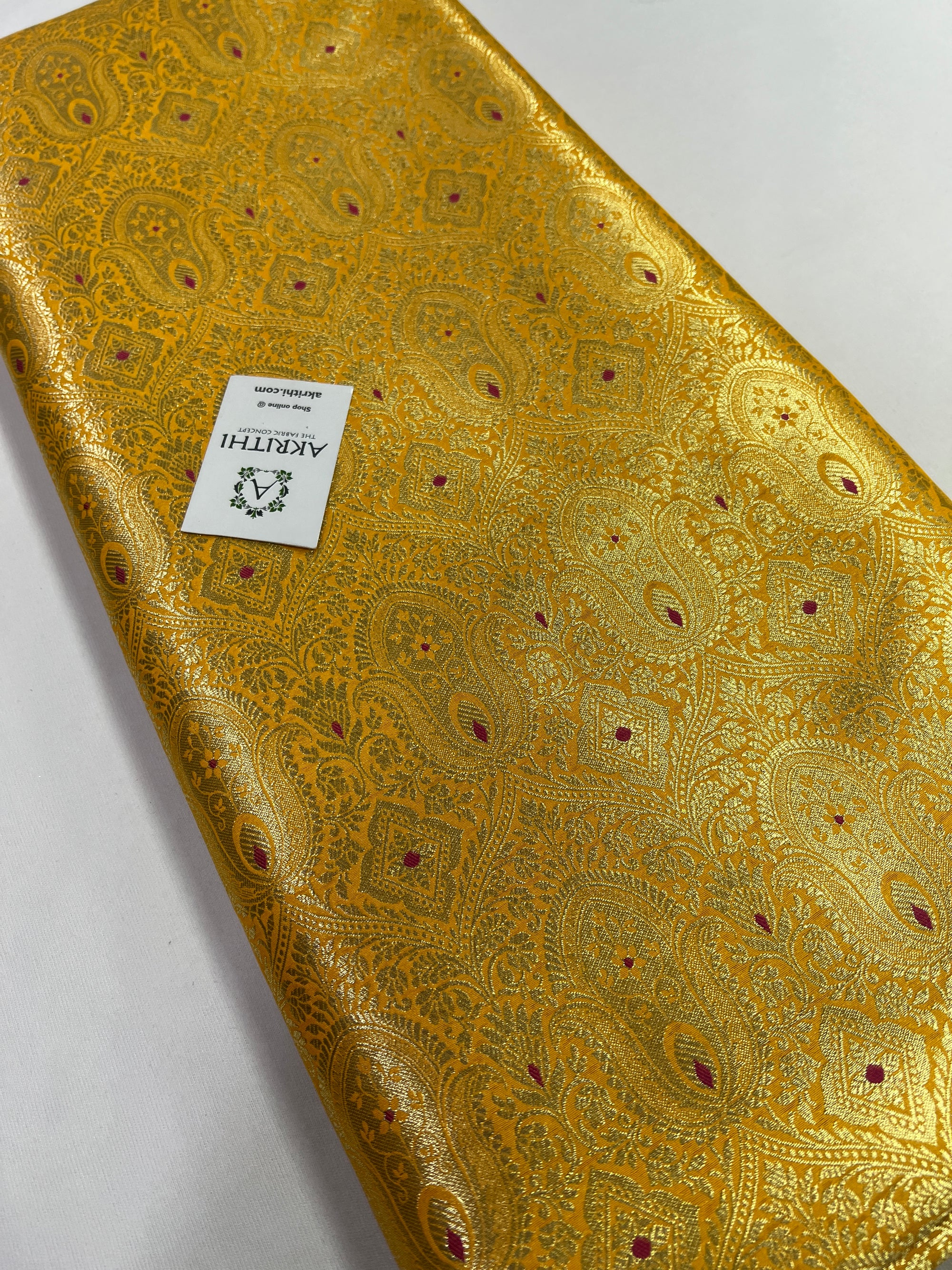 Handloom Banarasi brocade fabric