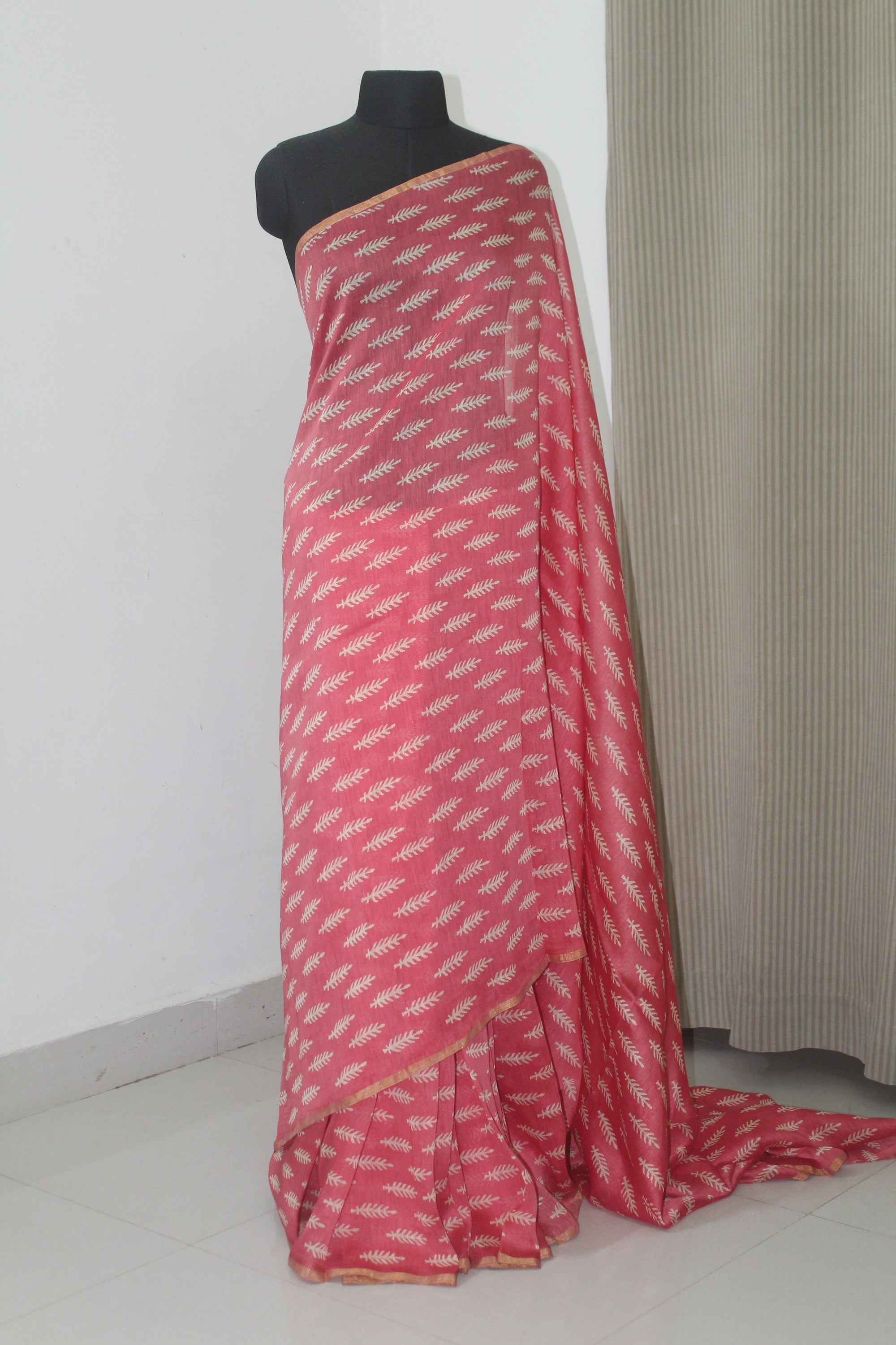 Handloom printed pure linen silk saree