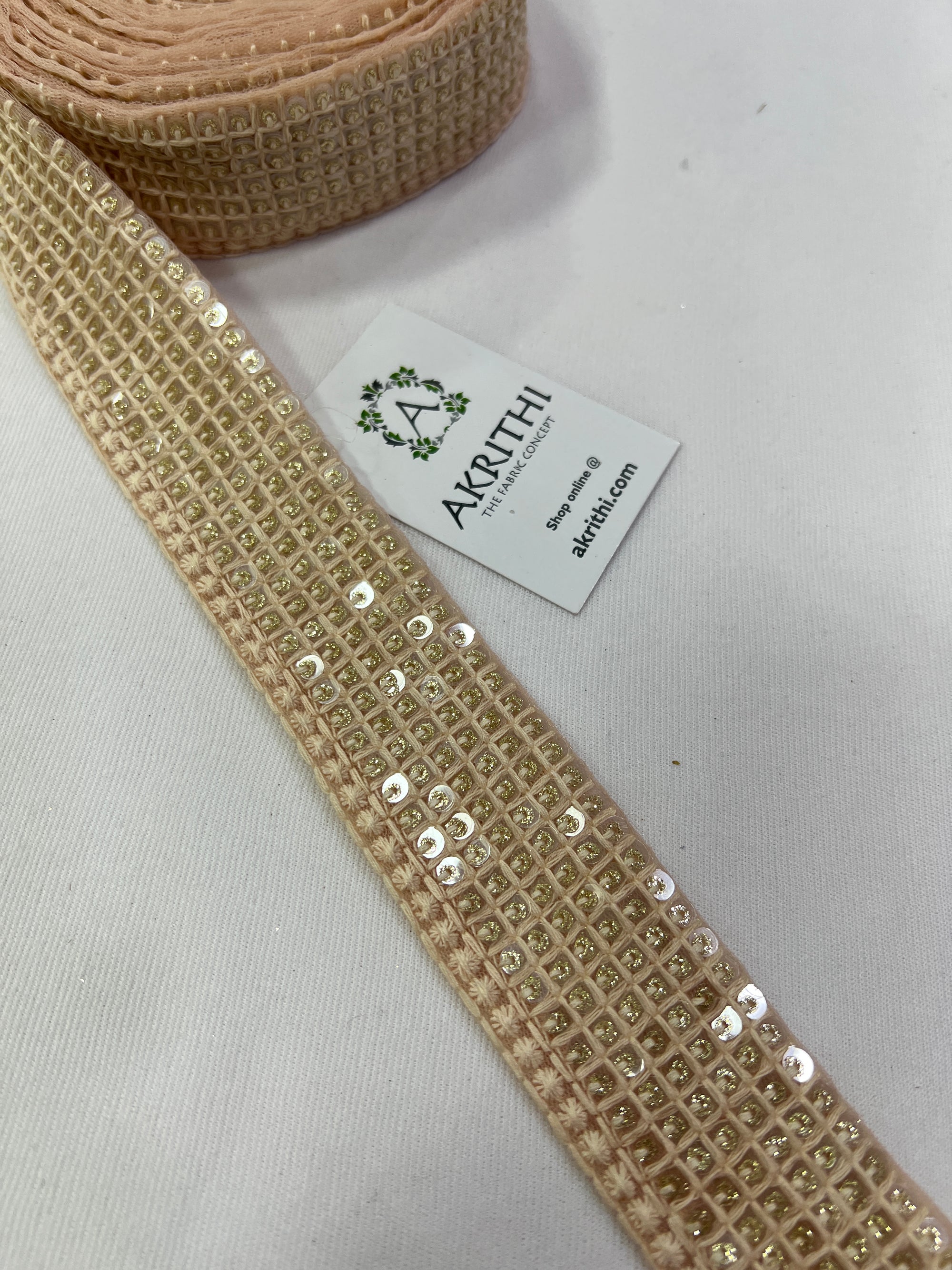 Embroidered lace 9 metres roll