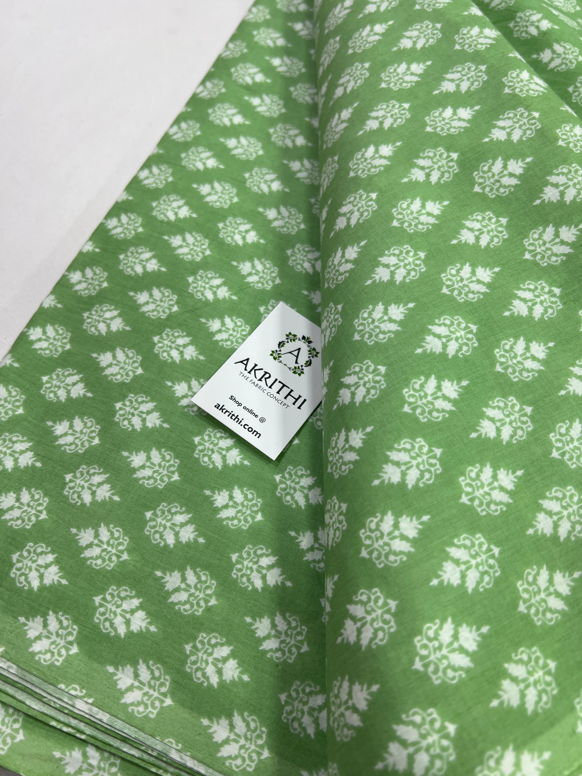 Printed pure cotton fabric