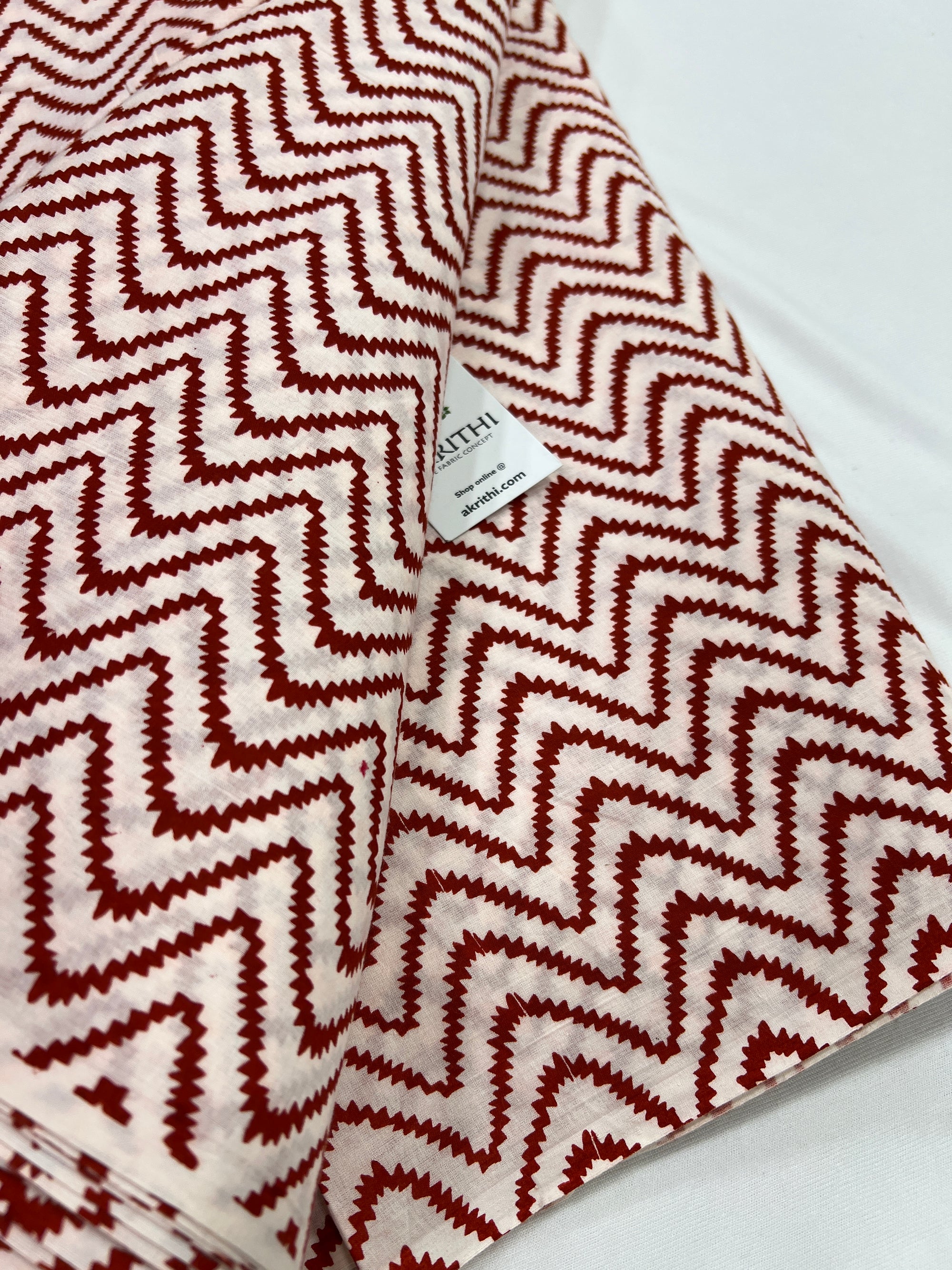 Printed pure cotton fabric